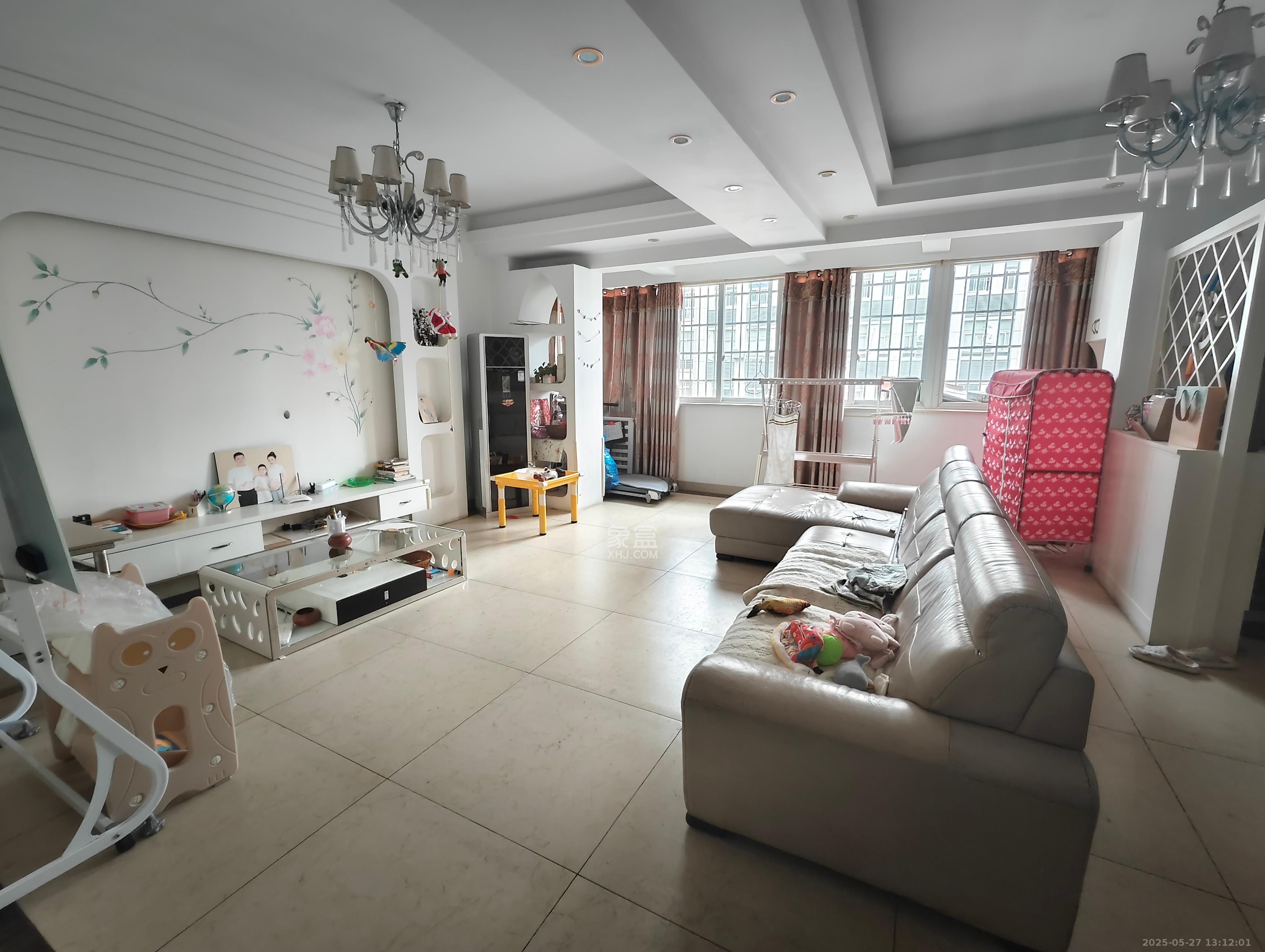 思进大厦  4室2厅2卫    2700.0元/月 思进大厦  4室2厅2卫    2700.0元/月室内图