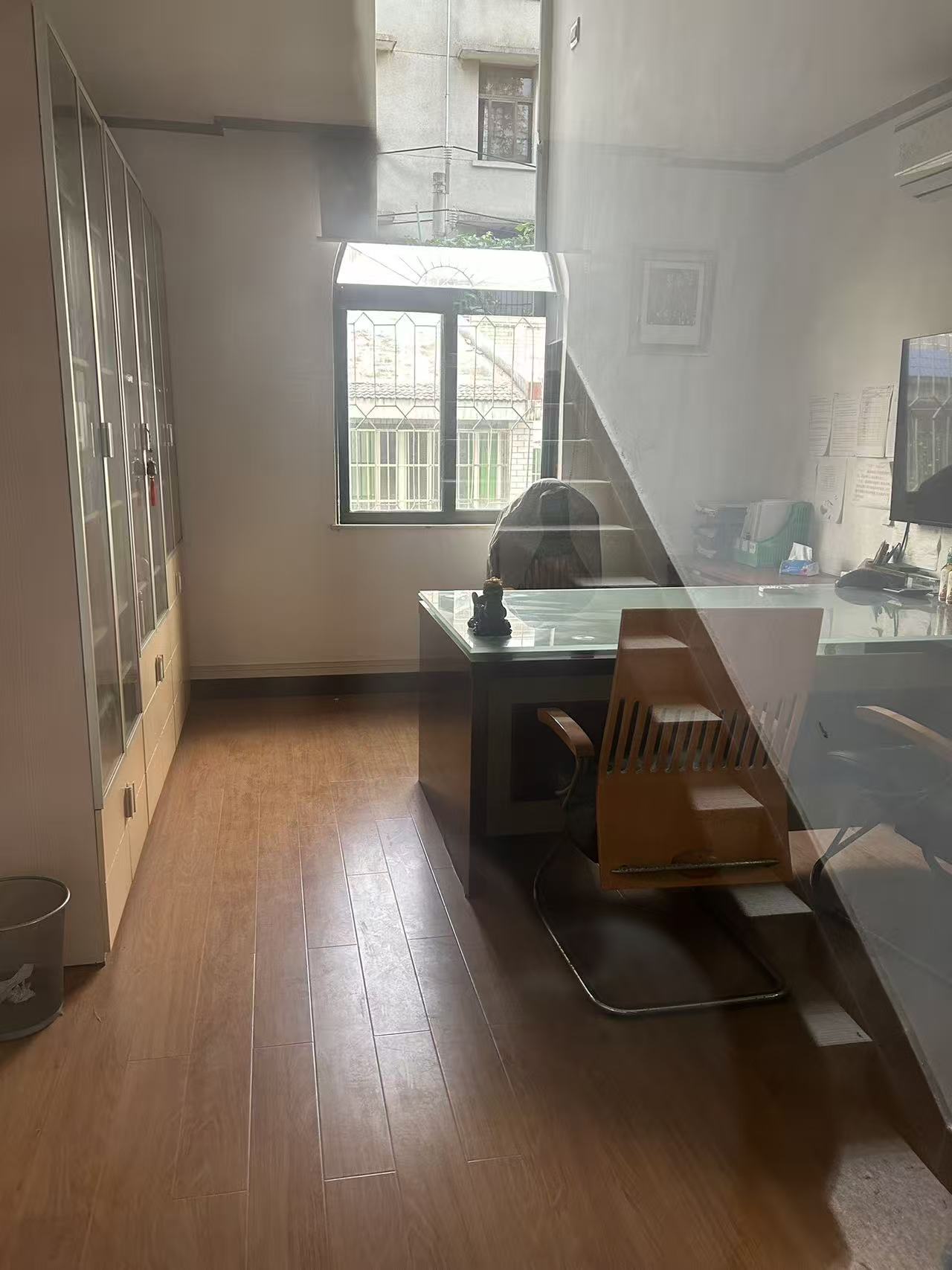 龙园别墅 7室2厅4卫 16000.0元/月 龙园别墅 7室2厅4卫 16000.0元/月室内图