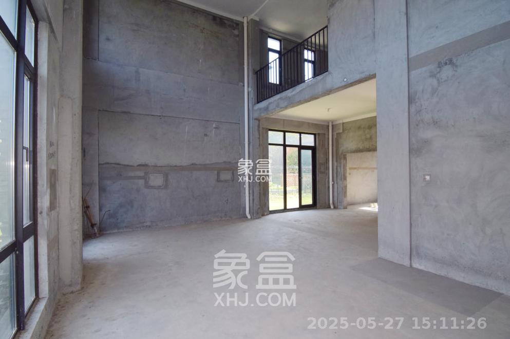 金地三千府(金地湖山樾、金地自在城) 6室2厅3卫 3000.0元/月 金地三千府(金地湖山樾、金地自在城) 6室2厅3卫 3000.0元/月室内图