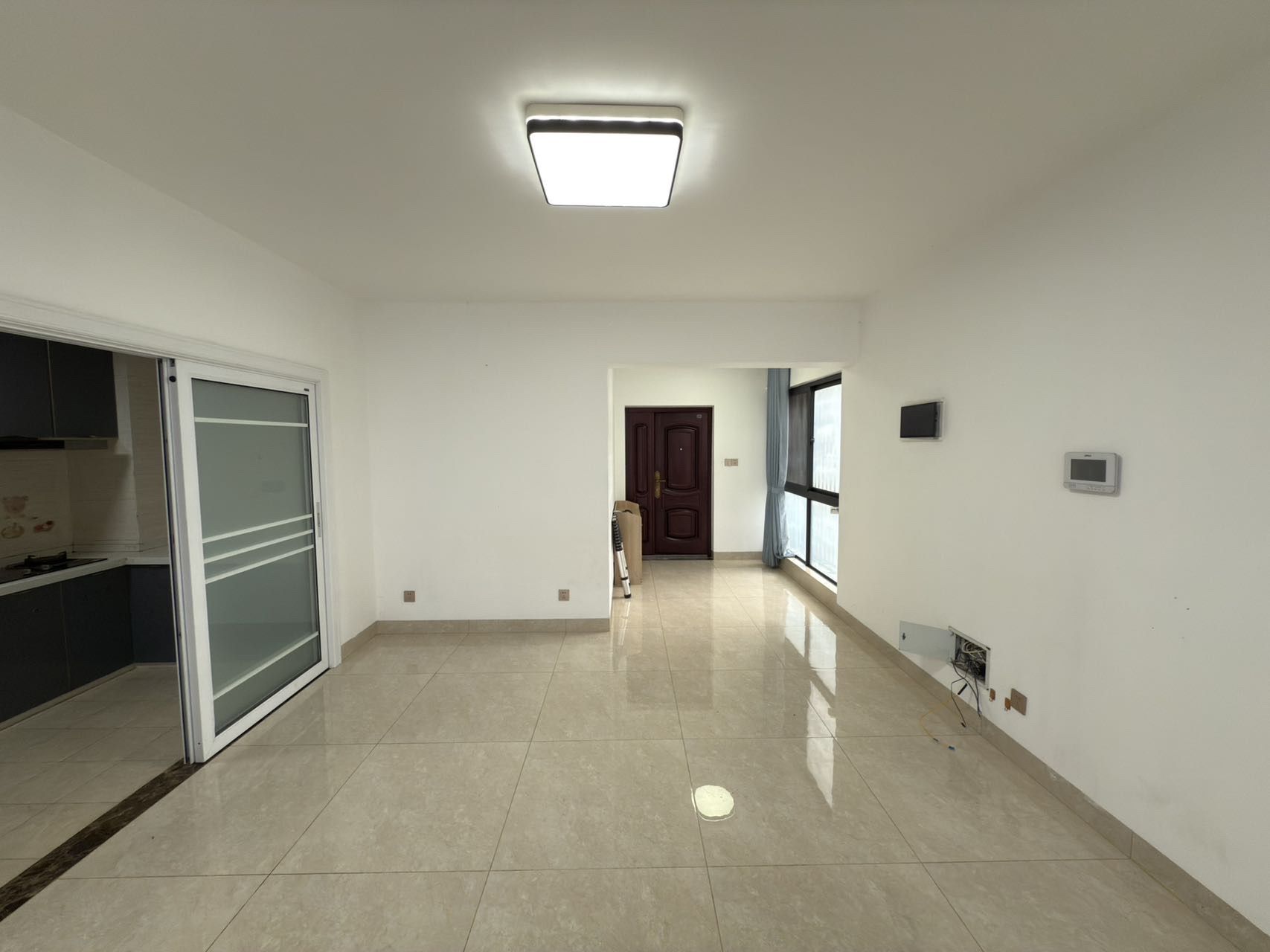 省政协小区  1室0厅0卫    225.0万 省政协小区  1室0厅0卫    225.0万客厅