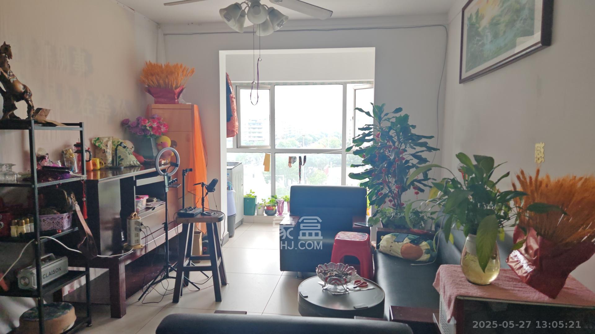 左岸右岸 2室1厅1卫 2600.0元/月 左岸右岸 2室1厅1卫 2600.0元/月室内图