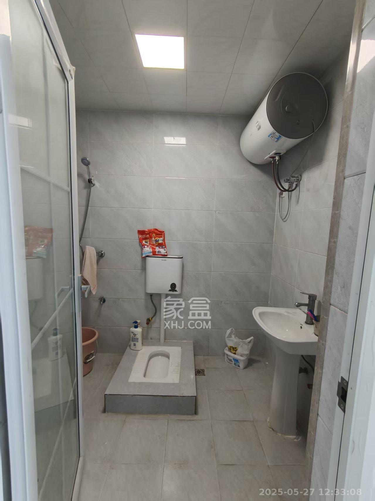 金玖产业园  1室1厅1卫    1150.0元/月 金玖产业园  1室1厅1卫    1150.0元/月室内图