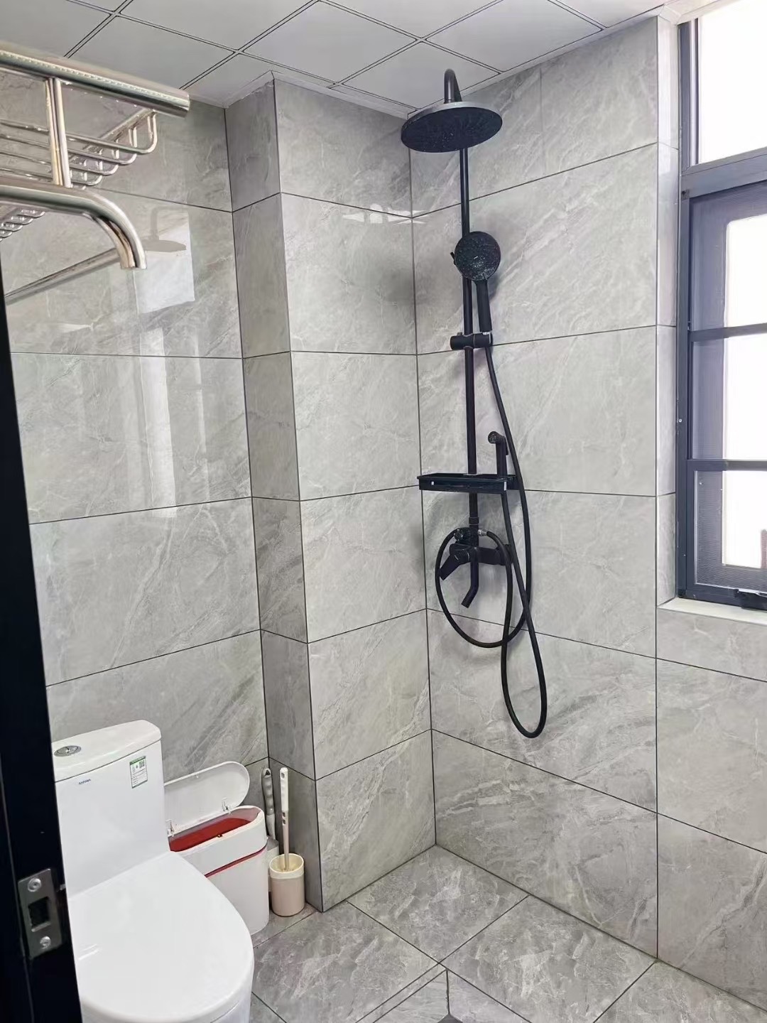 西溪凤凰城 1室0厅0卫 2500.00元/月 西溪凤凰城 1室0厅0卫 2500.00元/月室内图