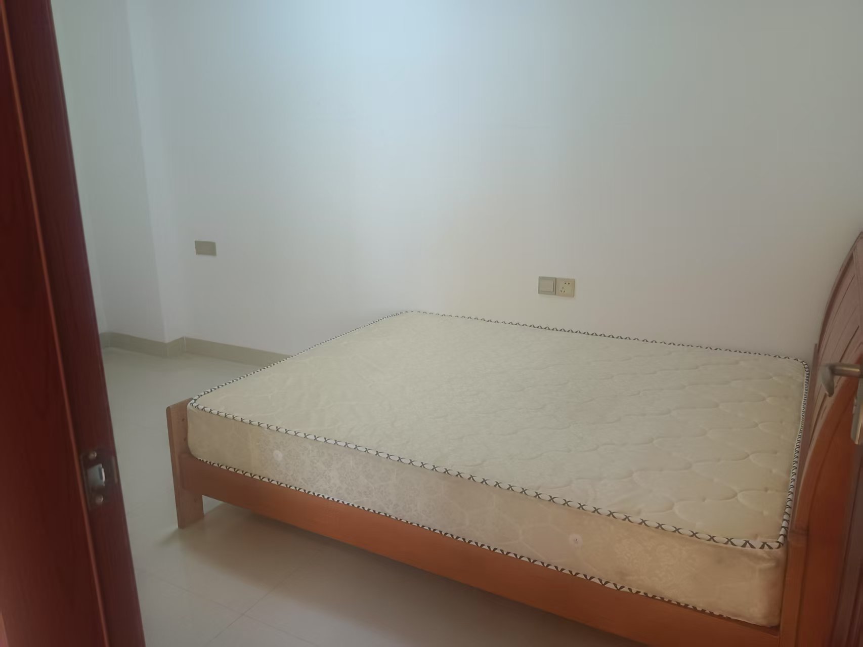 世贸中心 3室2厅1卫 3200.0元/月 世贸中心 3室2厅1卫 3200.0元/月室内图