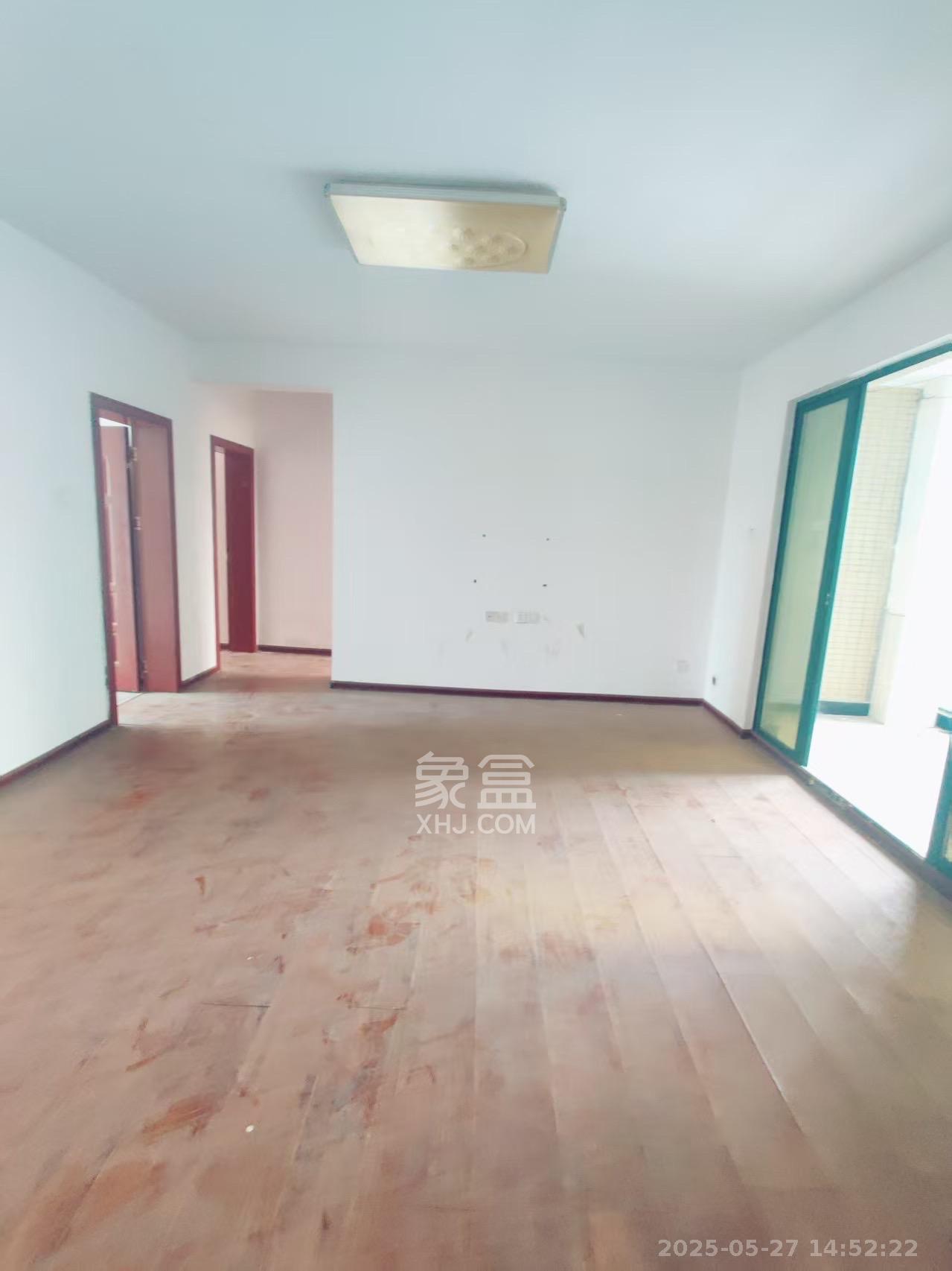 富基世纪公园 5室2厅2卫 1500.0元/月 富基世纪公园 5室2厅2卫 1500.0元/月室内图