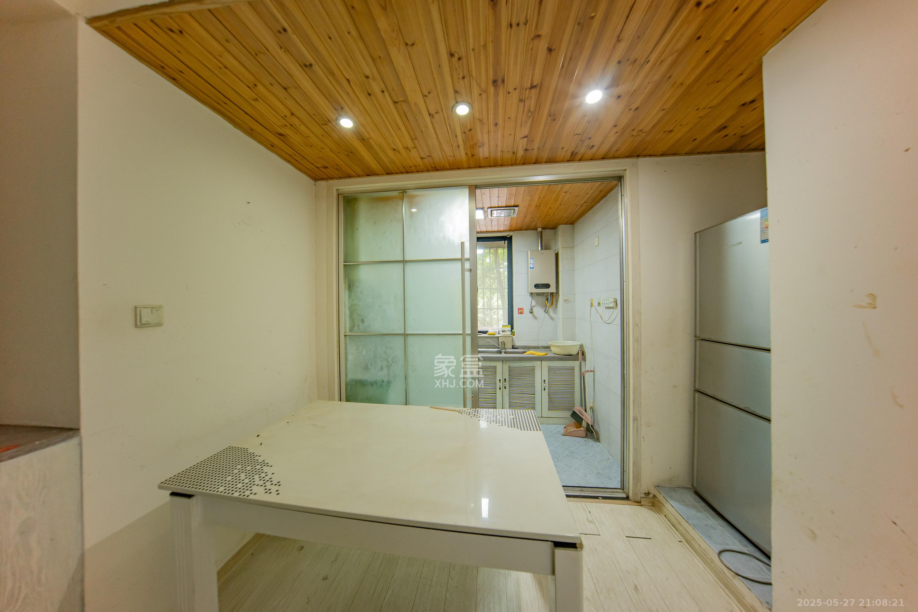 中建麓山和苑 2室2厅1卫 43.8万 中建麓山和苑 2室2厅1卫 43.8万客厅