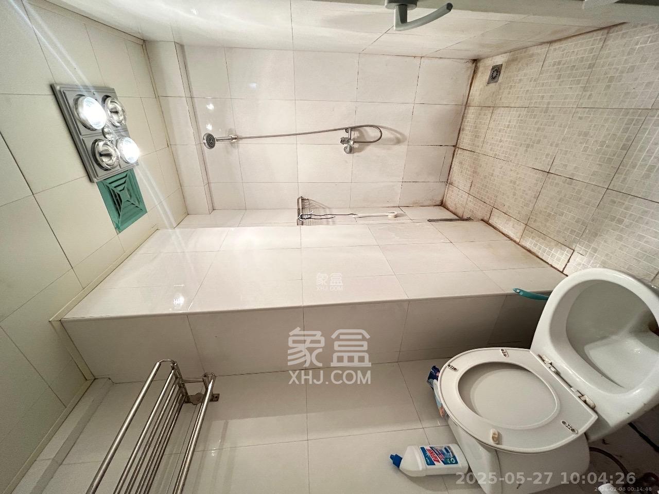 印象天心  2室1厅1卫   1800.00元/月室内图