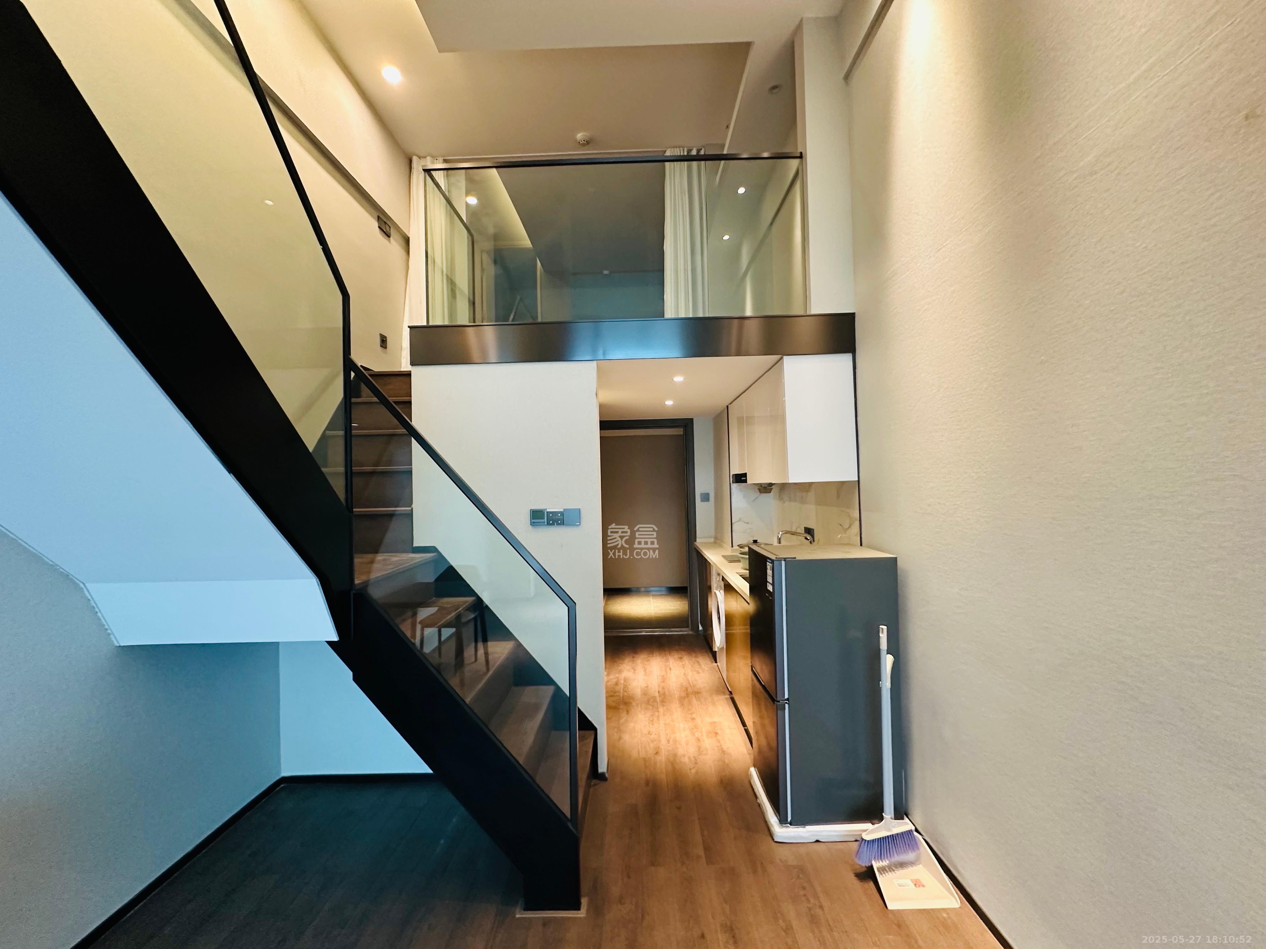 达美寰宇中心 2室2厅1卫 3200.0元/月 达美寰宇中心 2室2厅1卫 3200.0元/月室内图