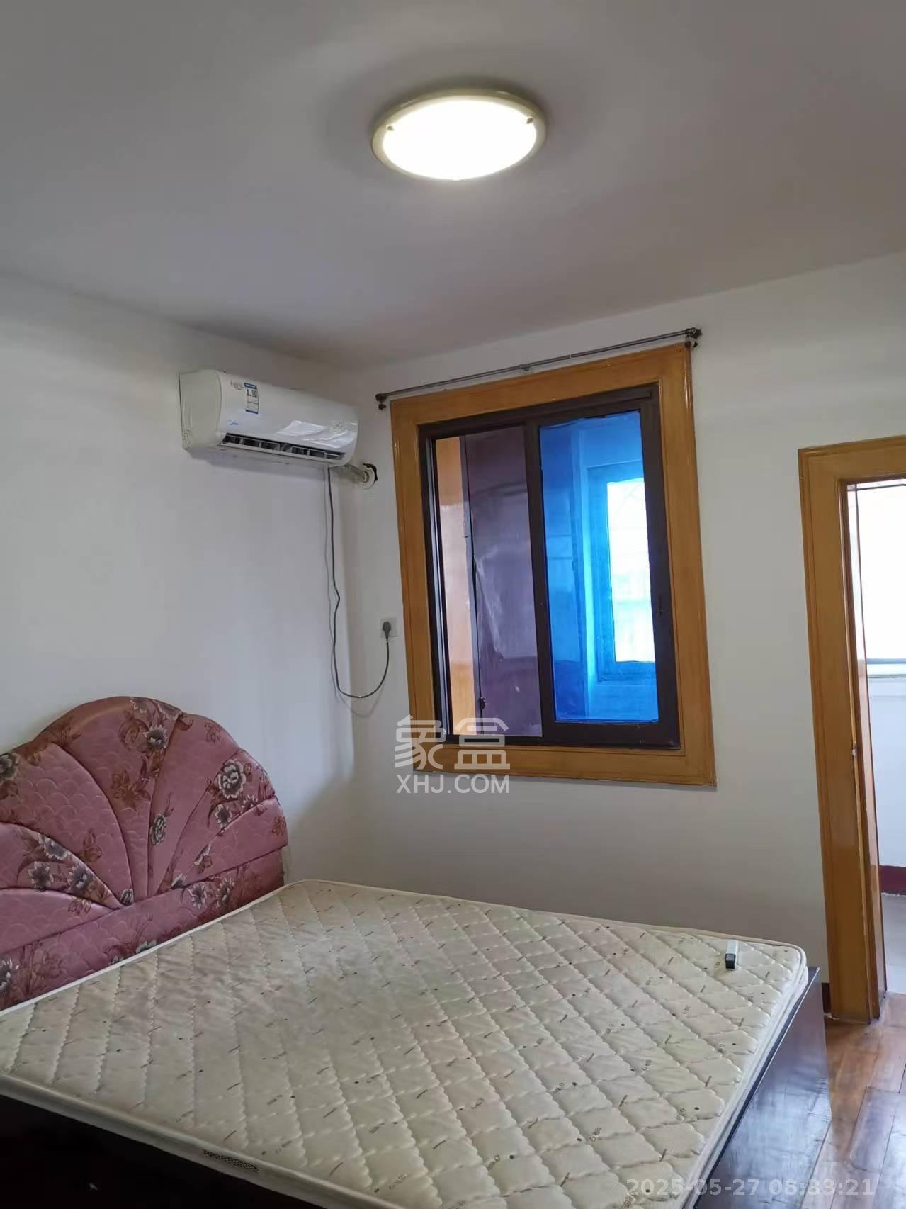 向韶村 2室1厅1卫 1700.0元/月 向韶村 2室1厅1卫 1700.0元/月室内图