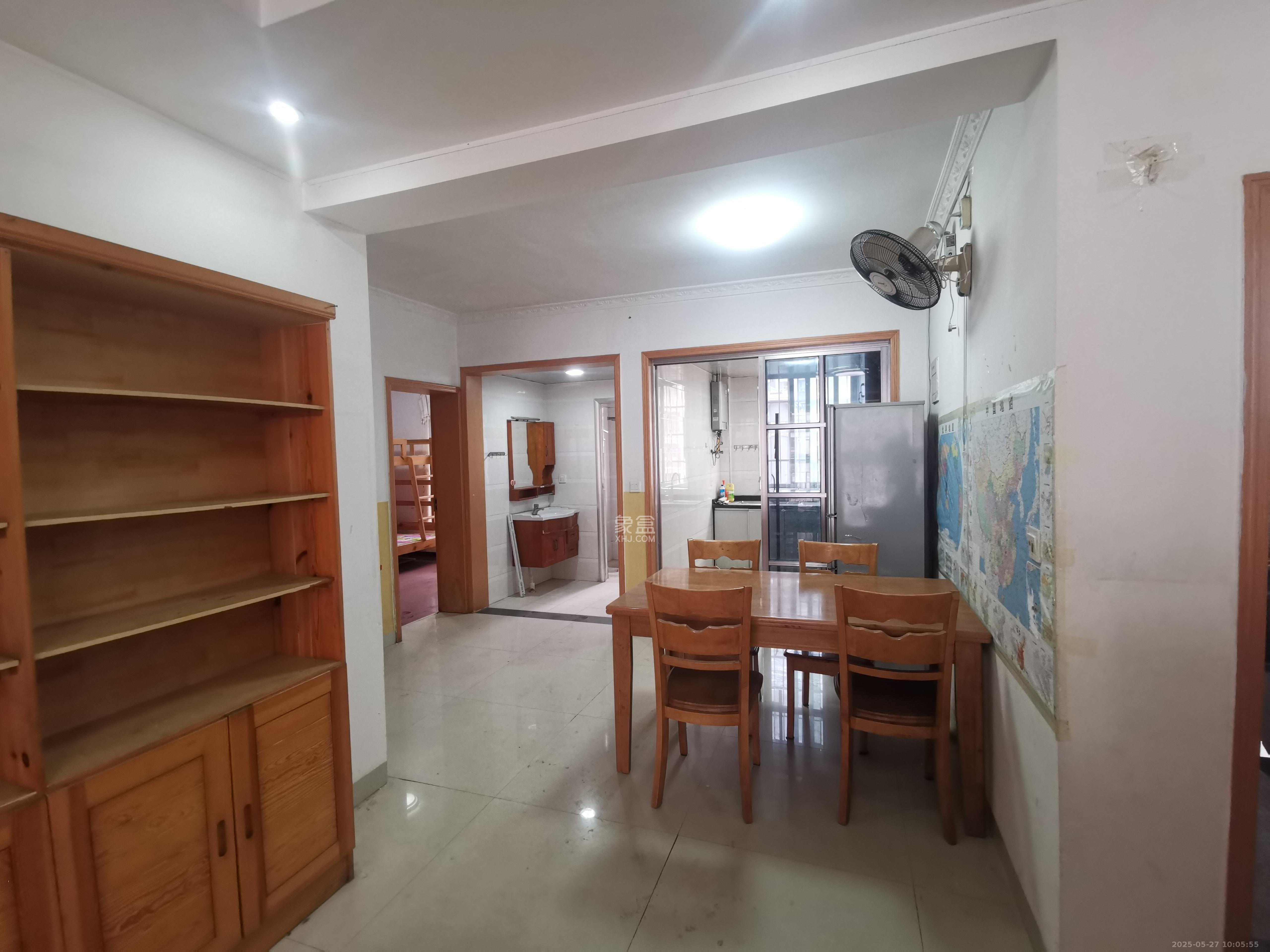 泰禹家园(彩云之翼家园一期、二期、三期) 3室2厅1卫 2000.0元/月 泰禹家园(彩云之翼家园一期、二期、三期) 3室2厅1卫 2000.0元/月室内图