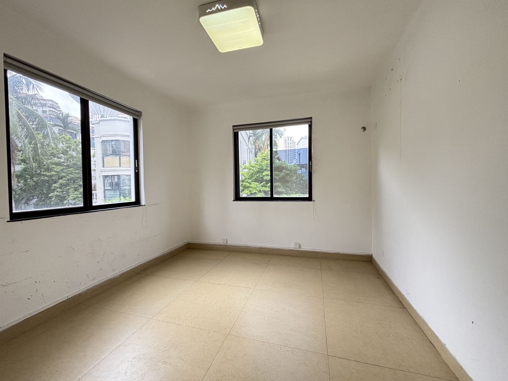 梨园别墅(龙昆南) 8室2厅3卫 16000.0元/月 梨园别墅(龙昆南) 8室2厅3卫 16000.0元/月室内图