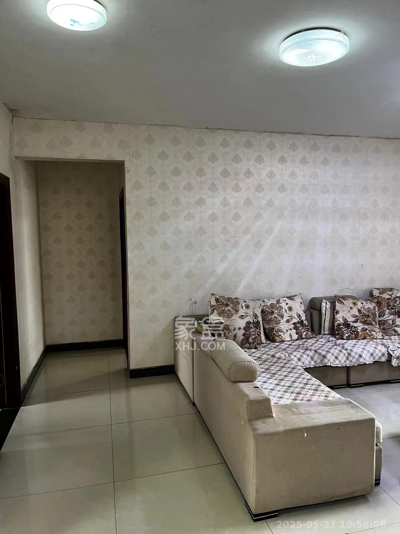 长大卧琥 3室2厅2卫 2700.0元/月 长大卧琥 3室2厅2卫 2700.0元/月室内图