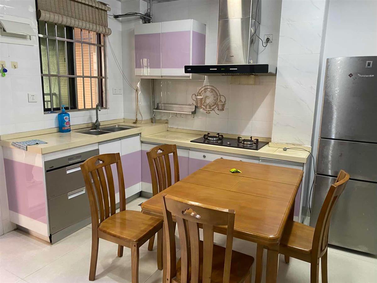 江畔人家 1室1厅1卫 95.0万 江畔人家 1室1厅1卫 95.0万室内图