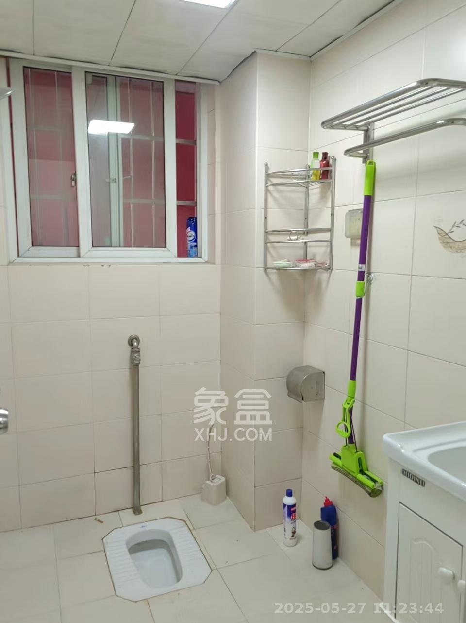 建鸿达现代公寓  2室1厅1卫    2200.0元/月 建鸿达现代公寓  2室1厅1卫    2200.0元/月室内图