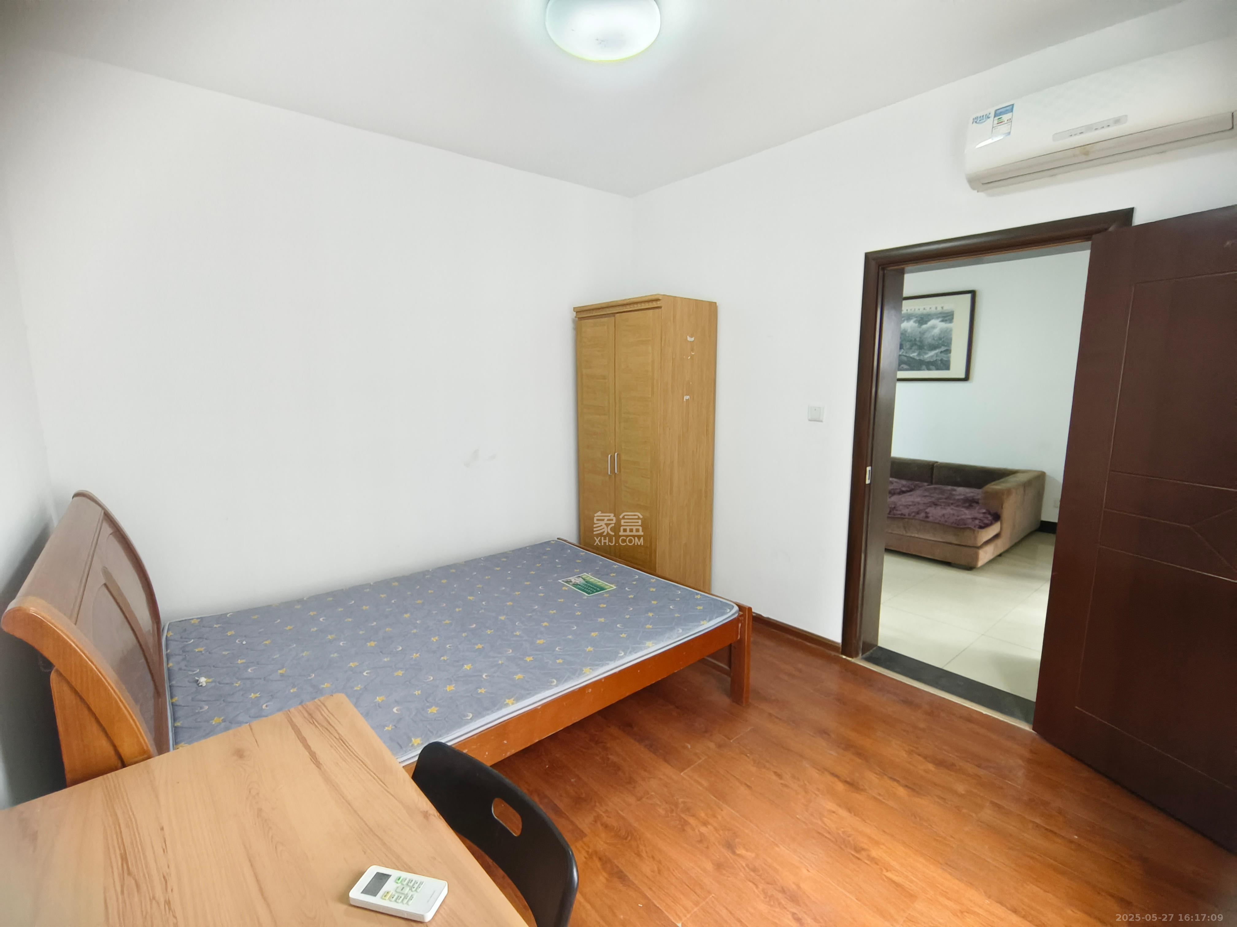 旭辉御府 3室2厅1卫 2000.0元/月 旭辉御府 3室2厅1卫 2000.0元/月室内图