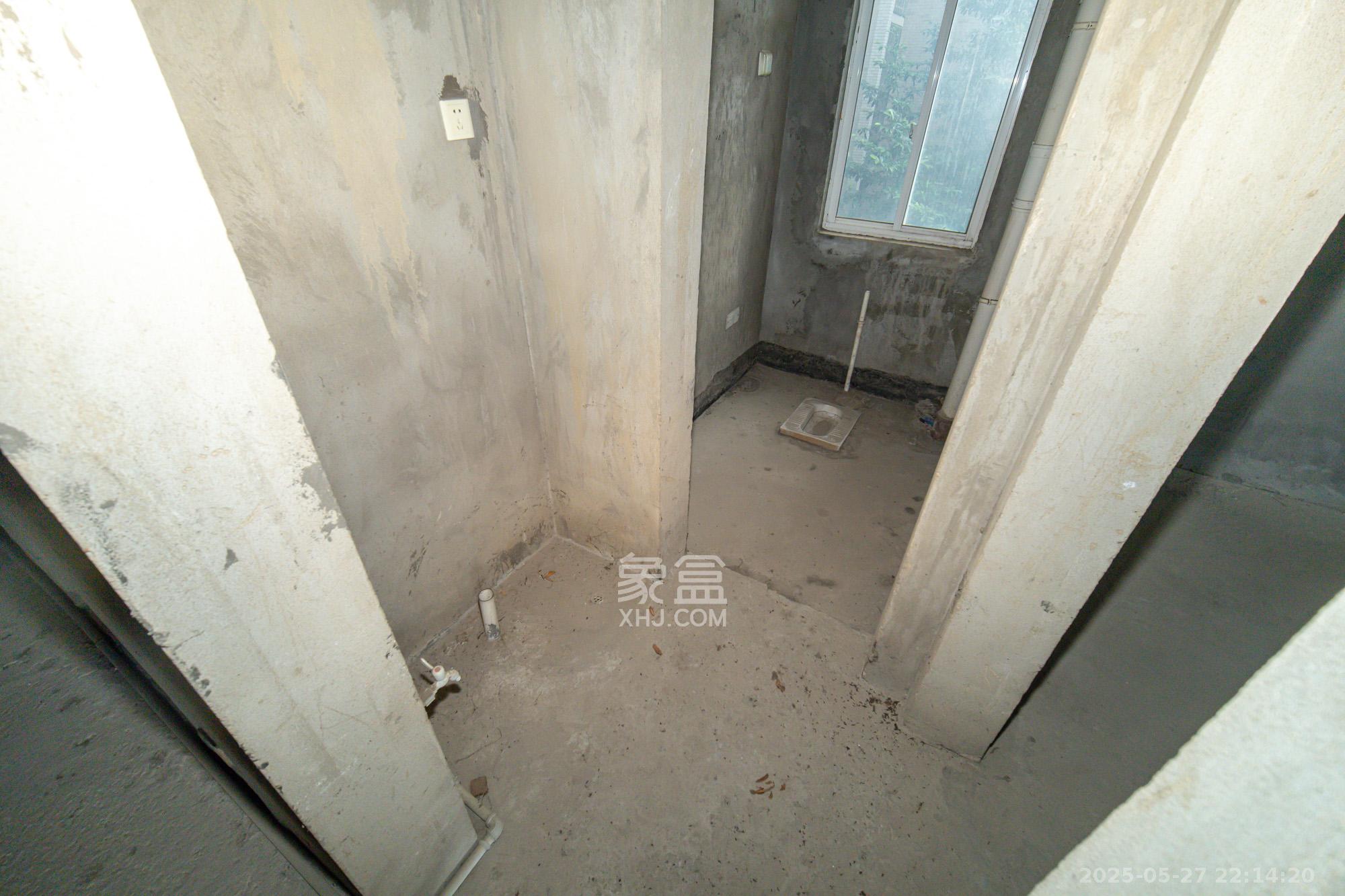 紫晶城 2室2厅1卫 45.3万 紫晶城 2室2厅1卫 45.3万卫生间