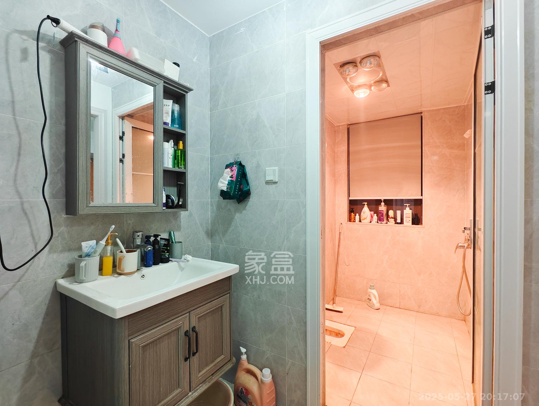 长房明宸府 1室0厅0卫 72.8万 长房明宸府 1室0厅0卫 72.8万卫生间