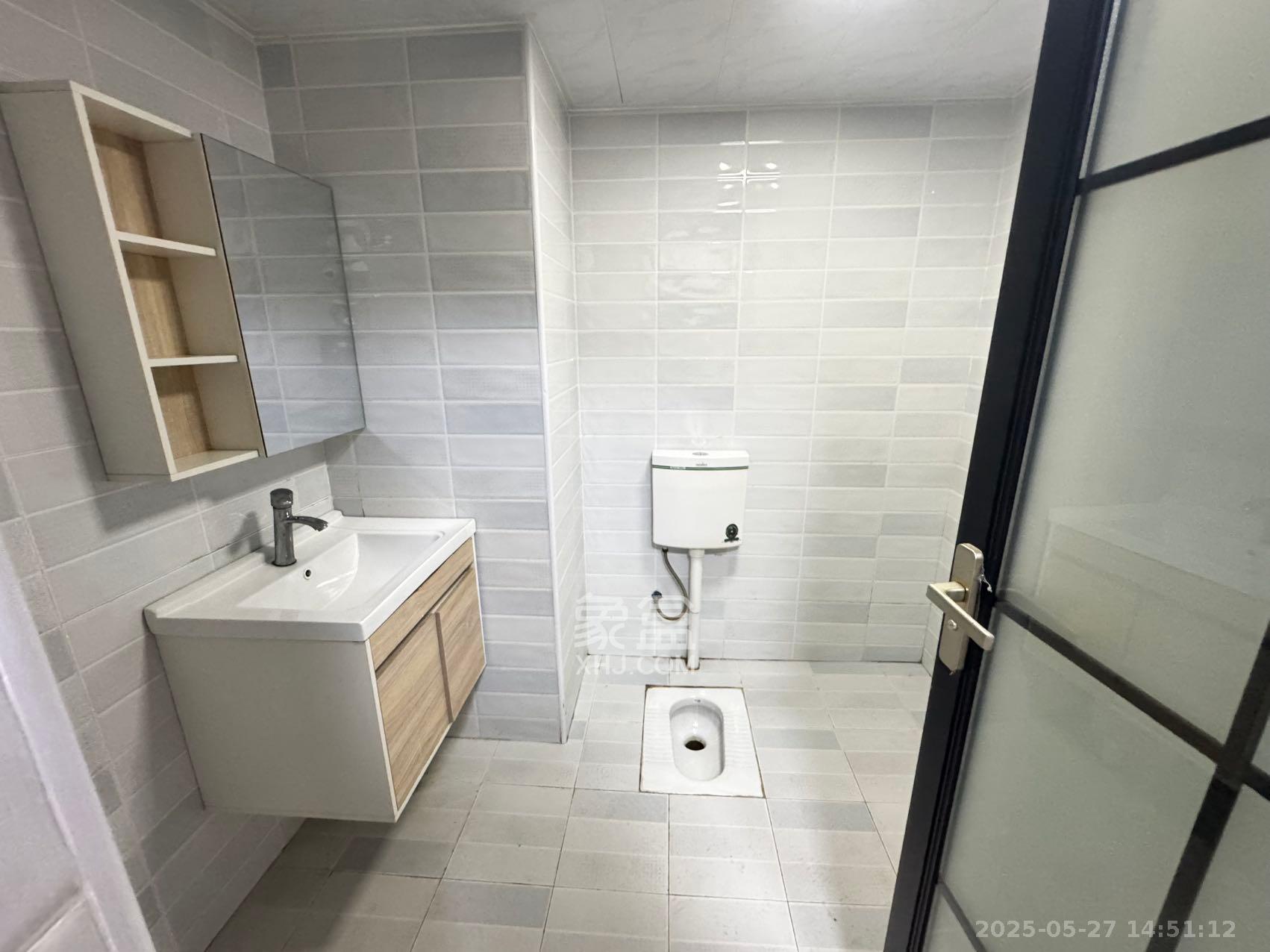 创世纪广场 1室1厅1卫 1500.0元/月 创世纪广场 1室1厅1卫 1500.0元/月室内图