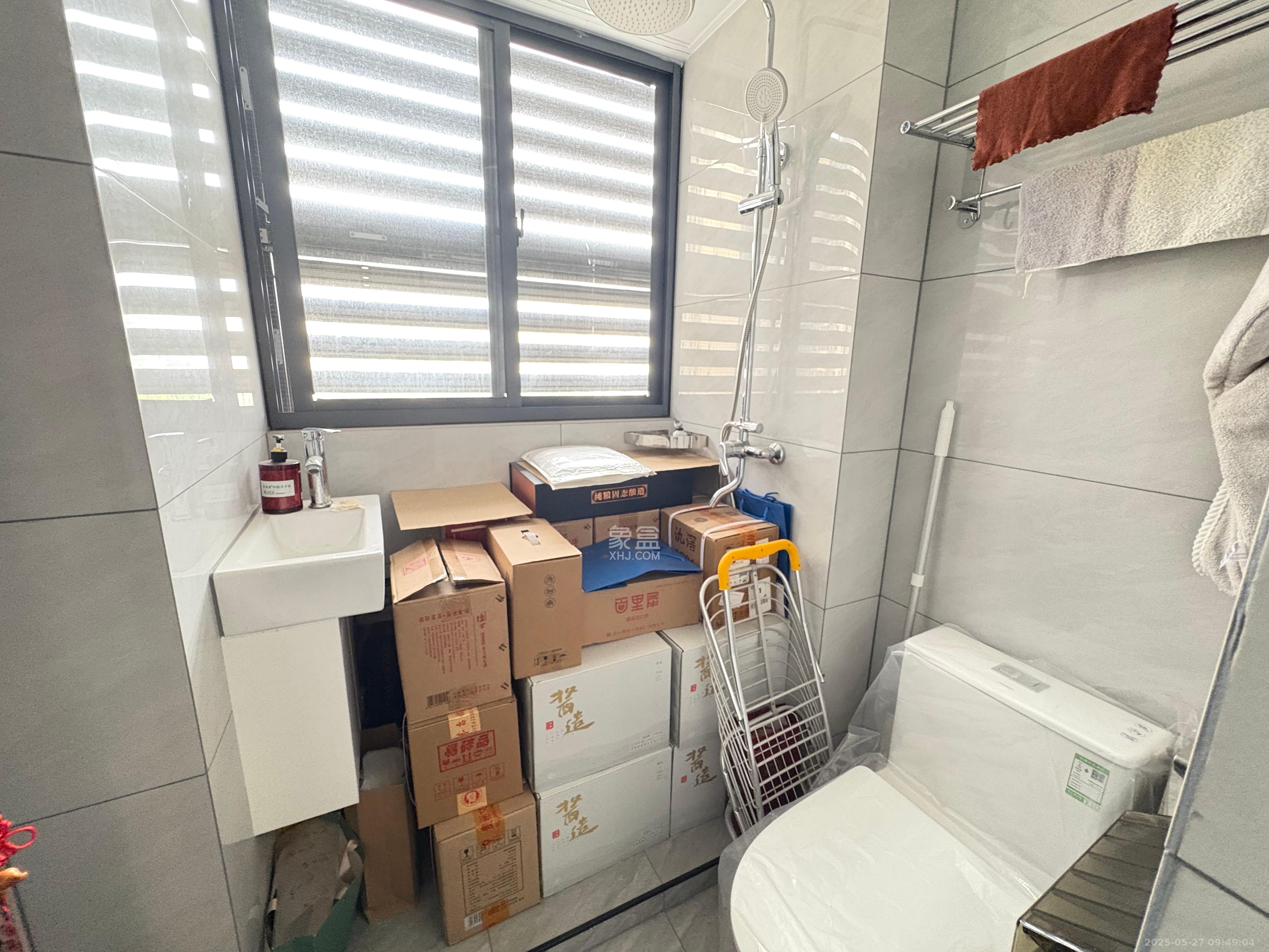 万润时光里  1室1厅1卫   7000.00元/月室内图