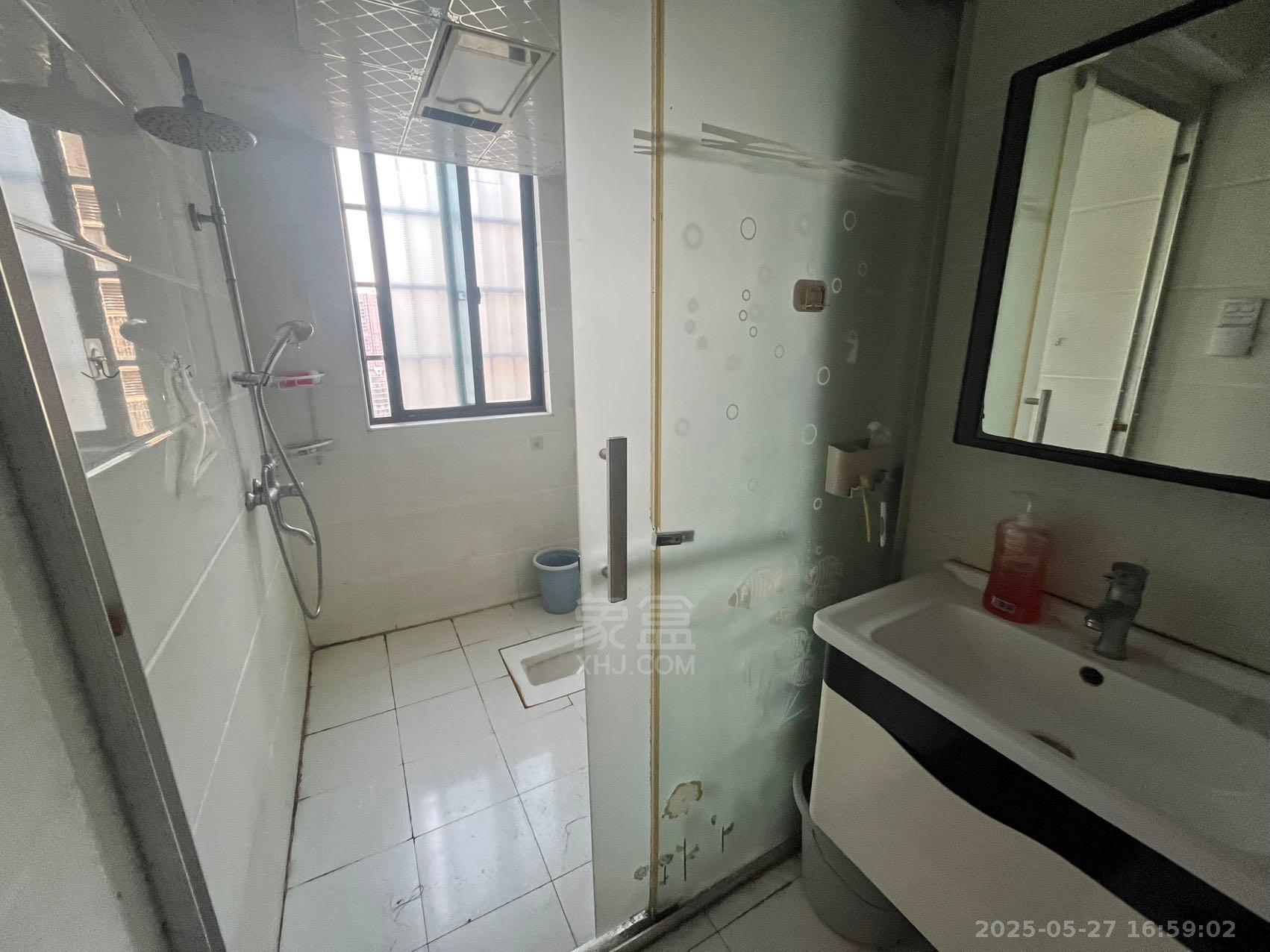 百江花园 3室2厅2卫 1600.0元/月 百江花园 3室2厅2卫 1600.0元/月室内图