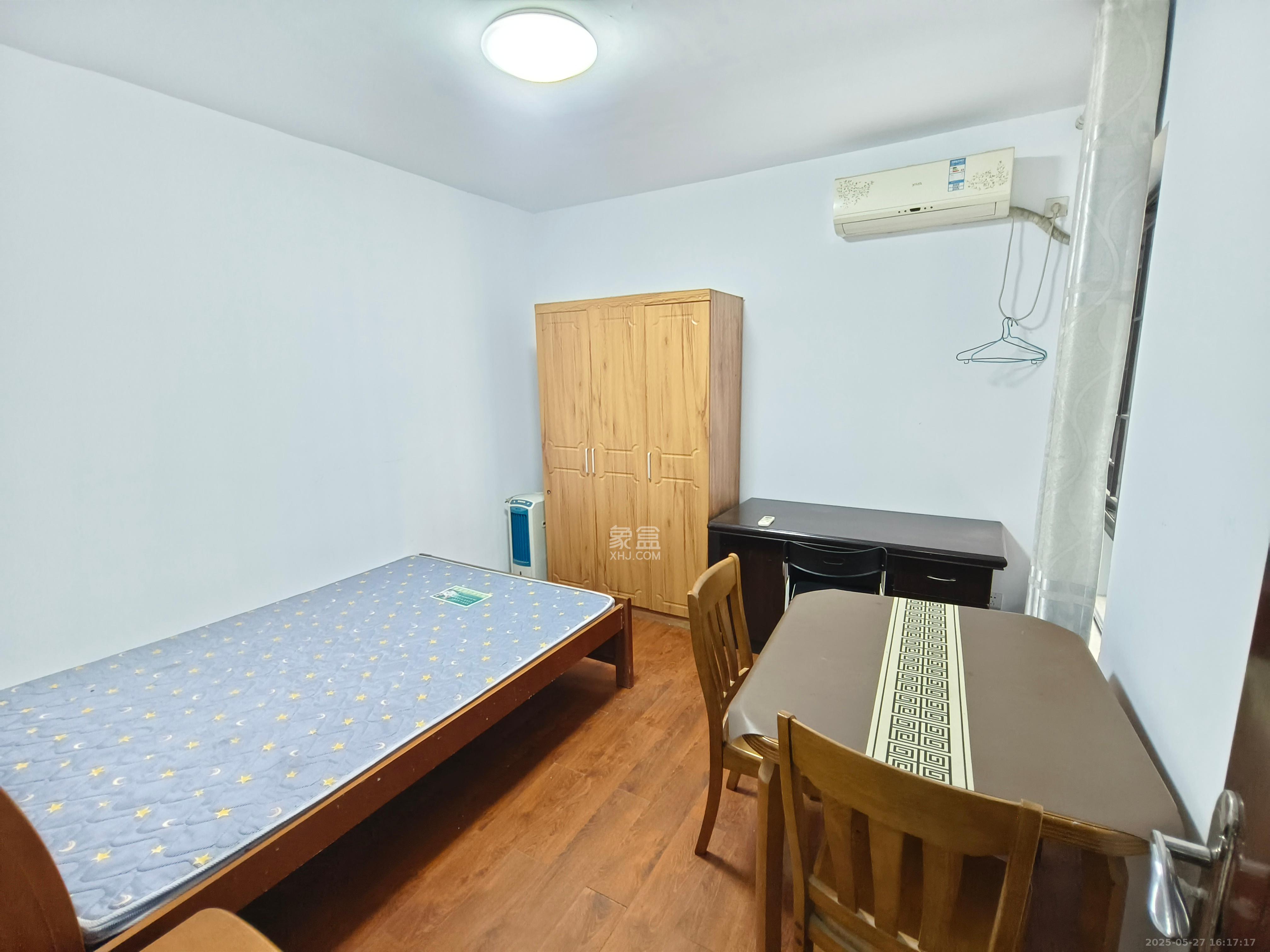 旭辉御府 3室2厅1卫 2000.0元/月 旭辉御府 3室2厅1卫 2000.0元/月室内图