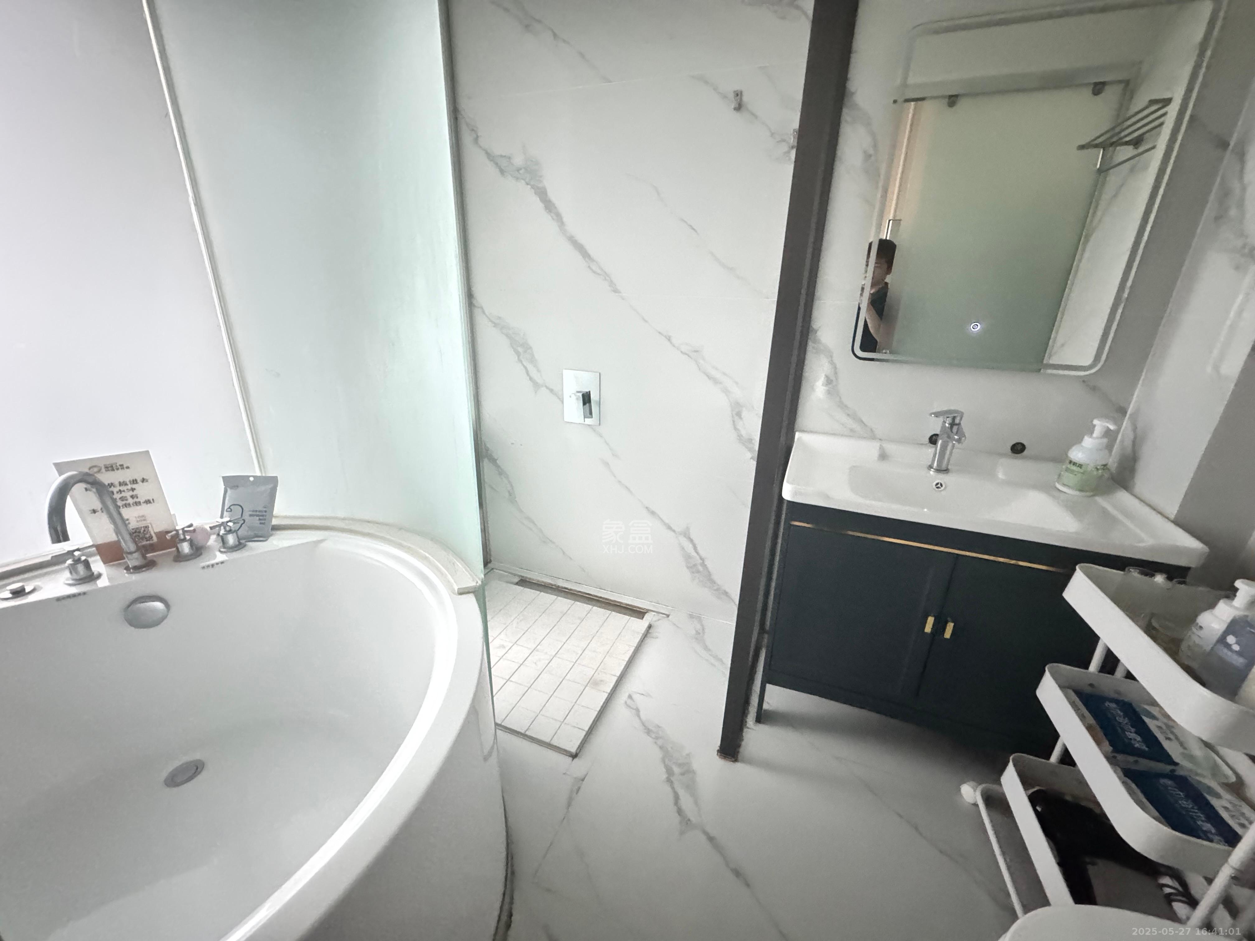 华远云玺公寓 1室1厅1卫 4500.0元/月 华远云玺公寓 1室1厅1卫 4500.0元/月室内图