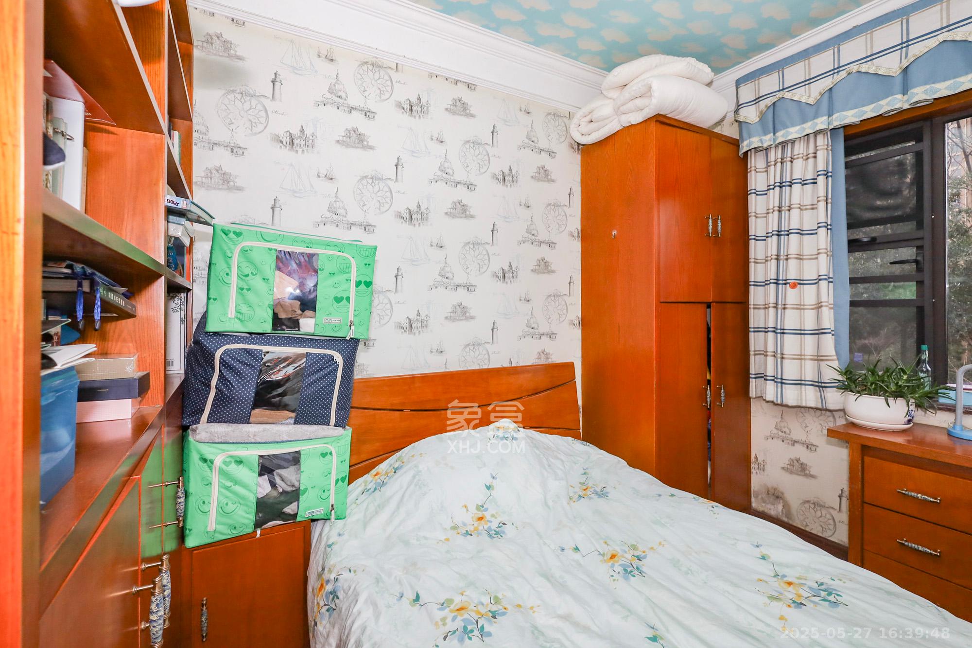 钰龙天下二期(钰龙佳园)  3室2厅2卫    238.0万 钰龙天下二期(钰龙佳园)  3室2厅2卫    238.0万卧室