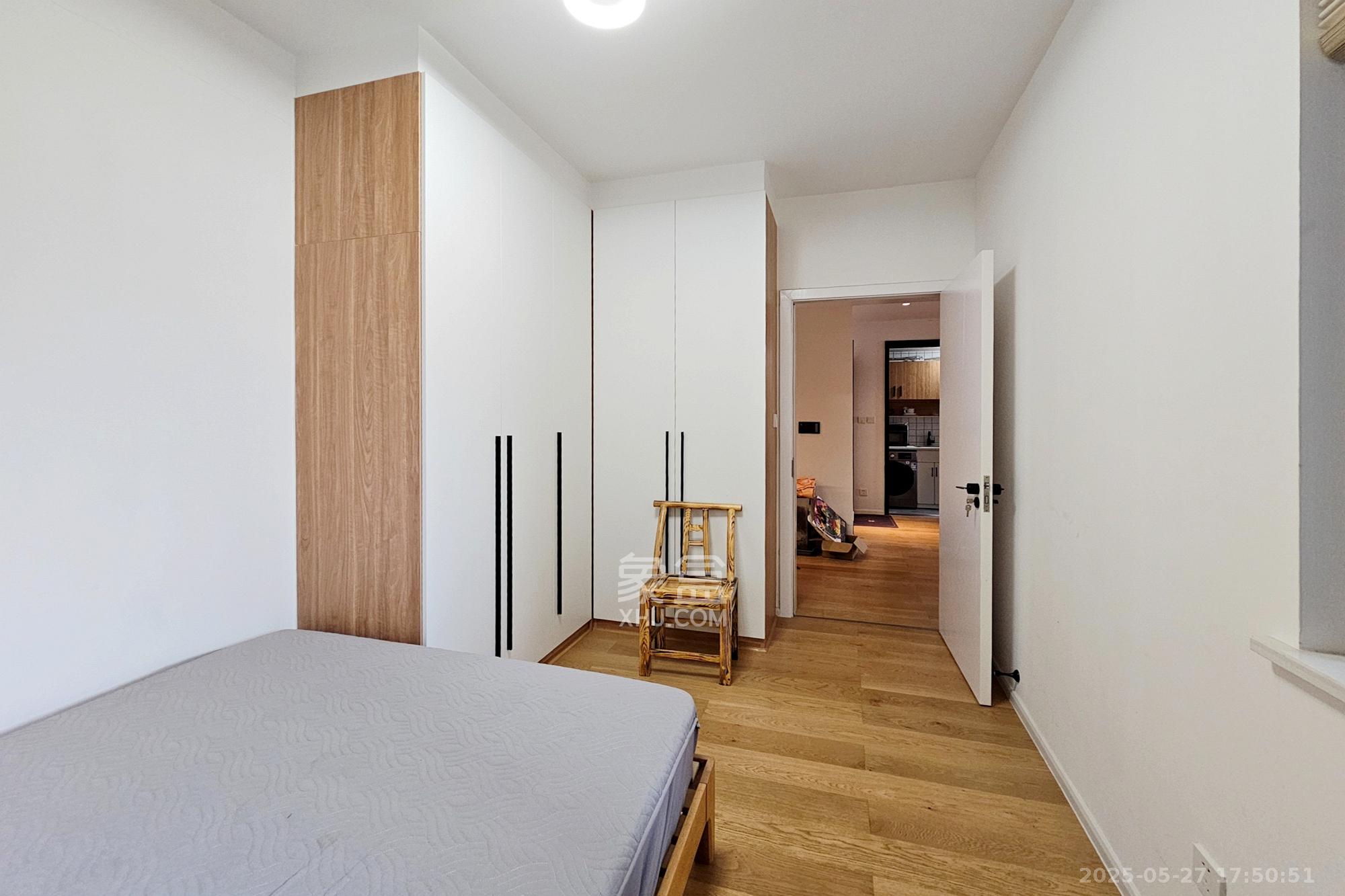 长房东旭国际 3室2厅1卫 130.0万 长房东旭国际 3室2厅1卫 130.0万卧室