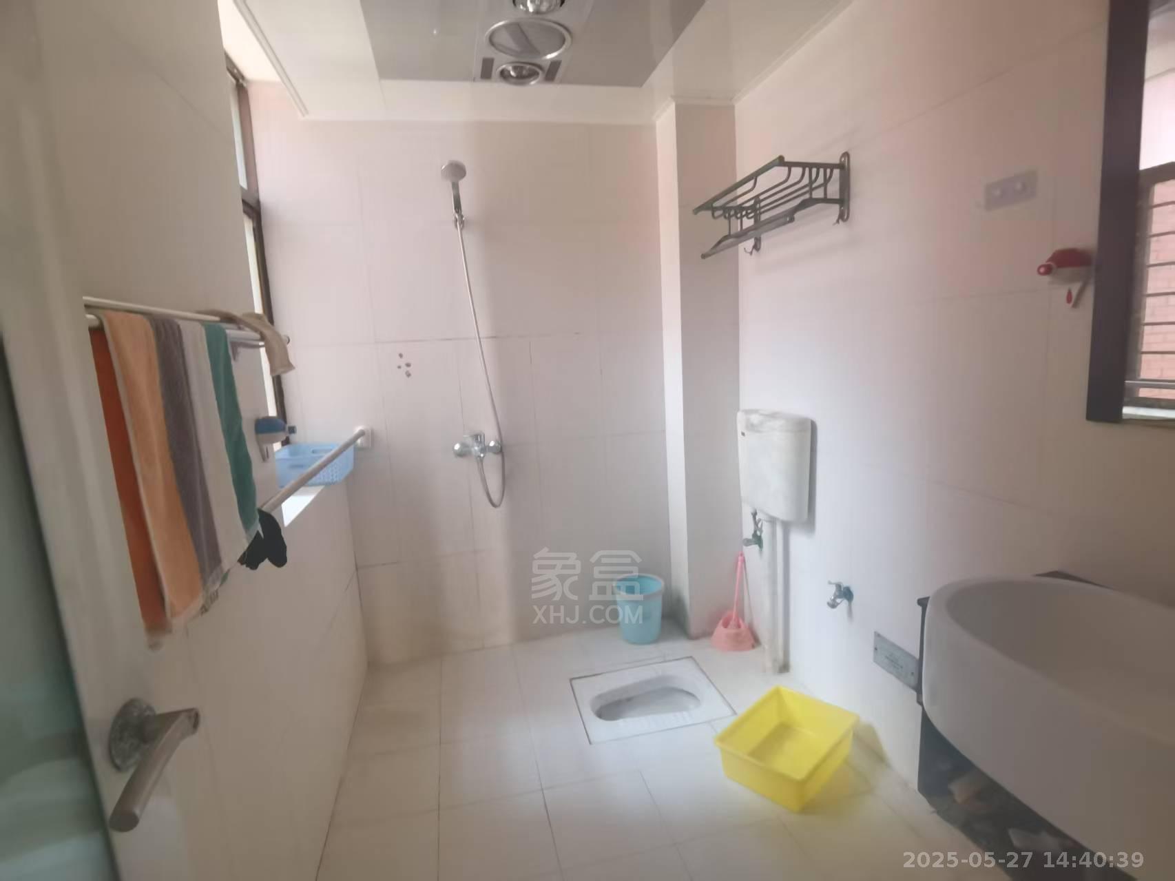 庐山恋 2室1厅1卫 1500.0元/月 庐山恋 2室1厅1卫 1500.0元/月室内图