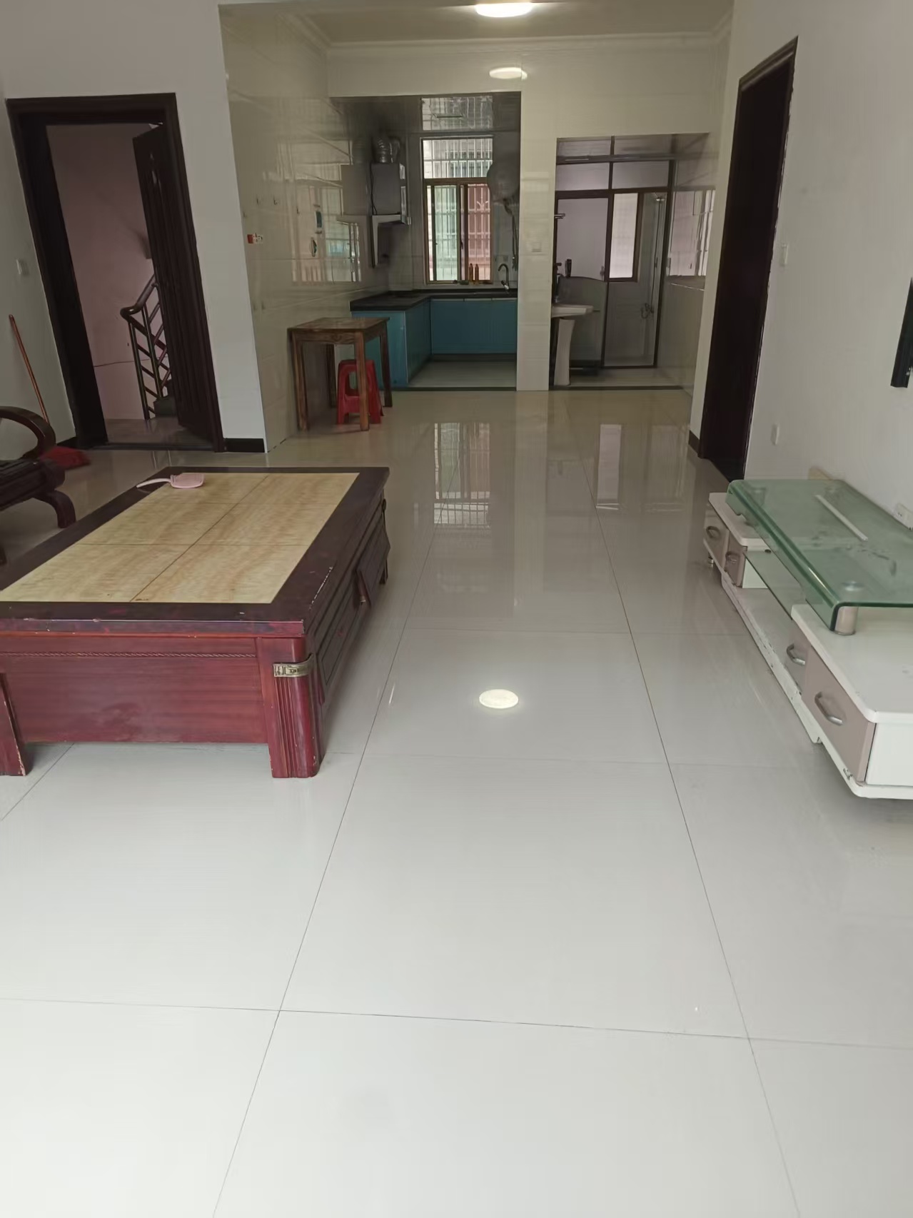 马良村散盘  2室2厅1卫    800.0元/月 马良村散盘  2室2厅1卫    800.0元/月室内图