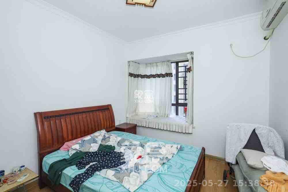 保利麓谷林语E区 3室2厅2卫 2400.0元/月 保利麓谷林语E区 3室2厅2卫 2400.0元/月室内图