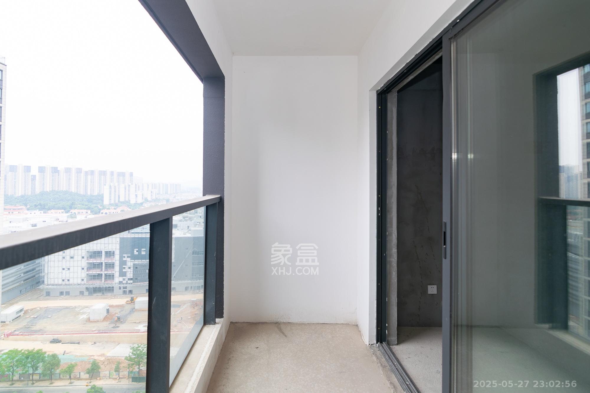 中交凤鸣九章 3室2厅2卫 85.0万 中交凤鸣九章 3室2厅2卫 85.0万阳台