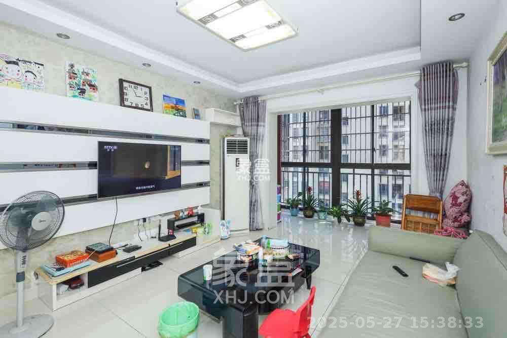 保利麓谷林语E区 3室2厅2卫 2400.0元/月 保利麓谷林语E区 3室2厅2卫 2400.0元/月室内图