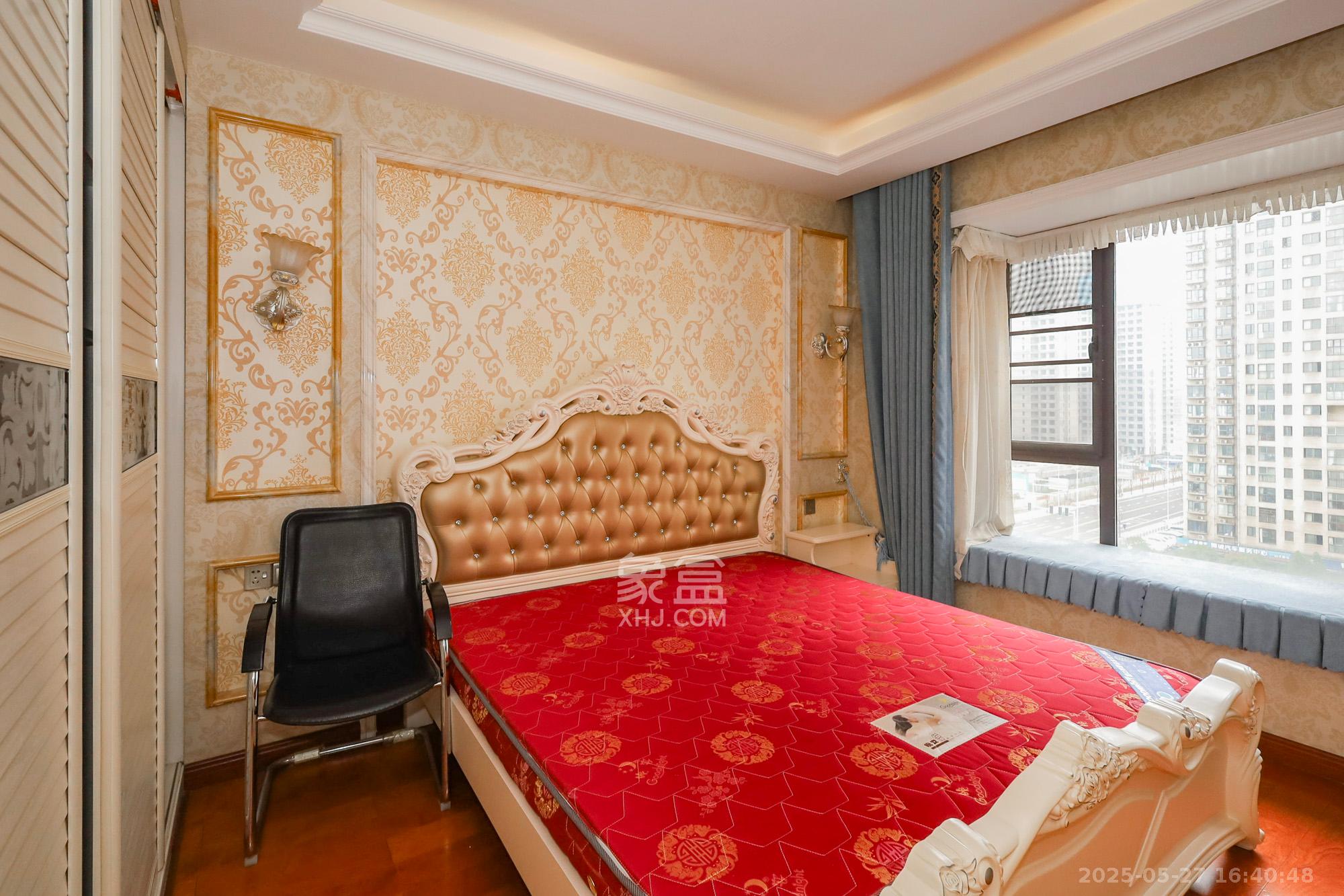 钰龙天下二期(钰龙佳园)  3室2厅2卫    235.0万 钰龙天下二期(钰龙佳园)  3室2厅2卫    235.0万卧室