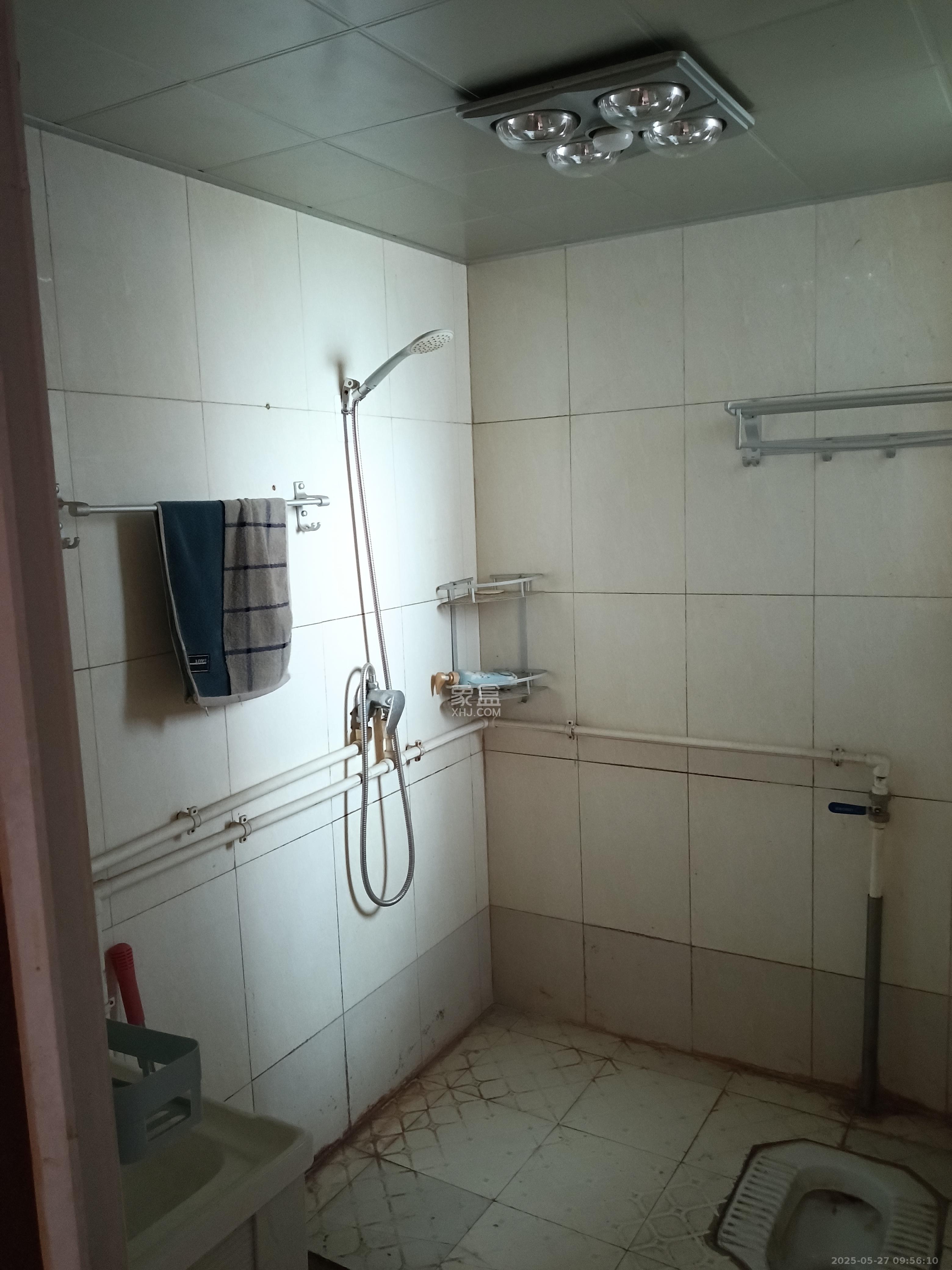 山水人家三期 3室2厅1卫 1200.0元/月 山水人家三期 3室2厅1卫 1200.0元/月室内图