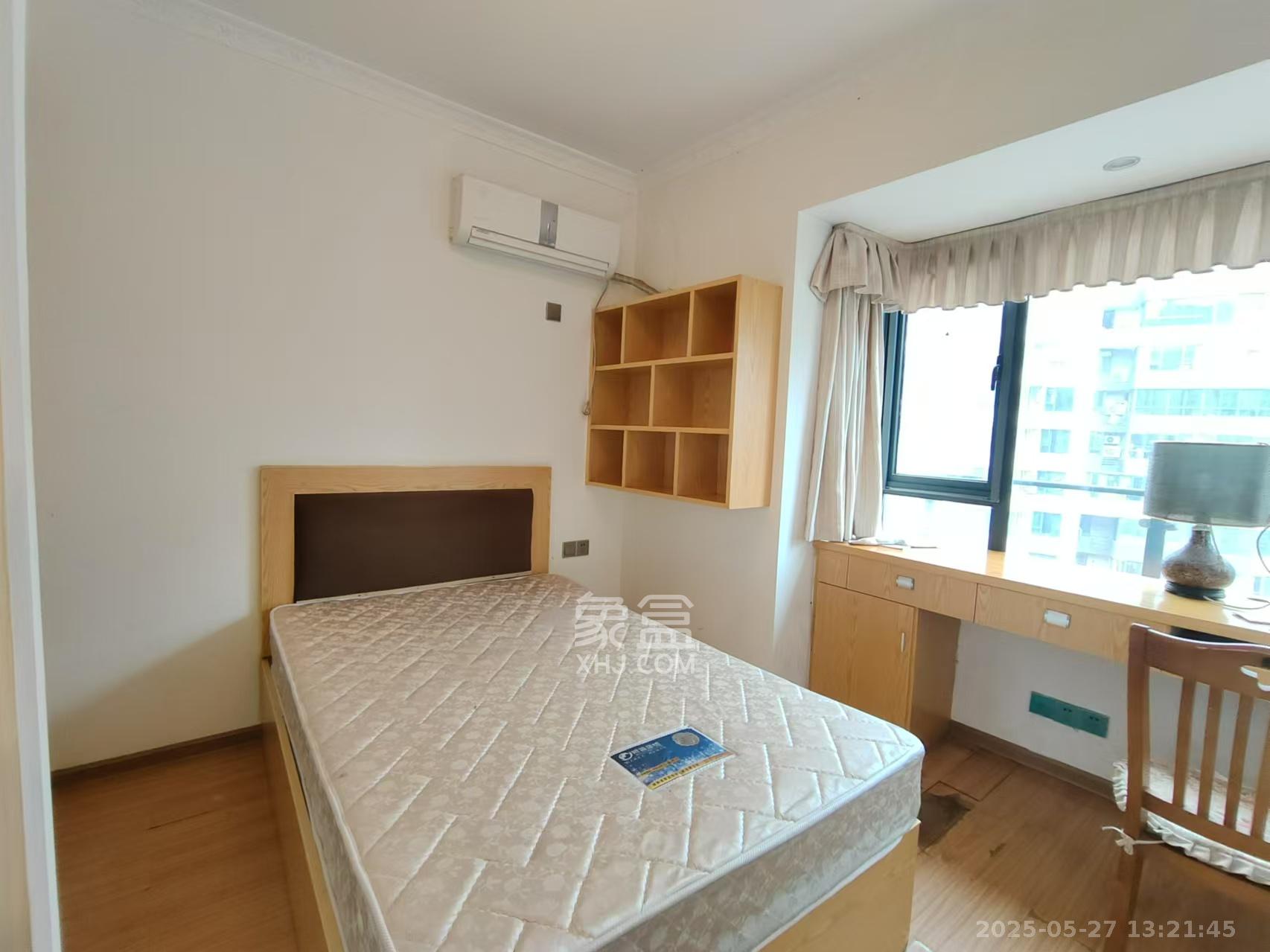 长房时代城 2室2厅1卫 2500.0元/月 长房时代城 2室2厅1卫 2500.0元/月室内图