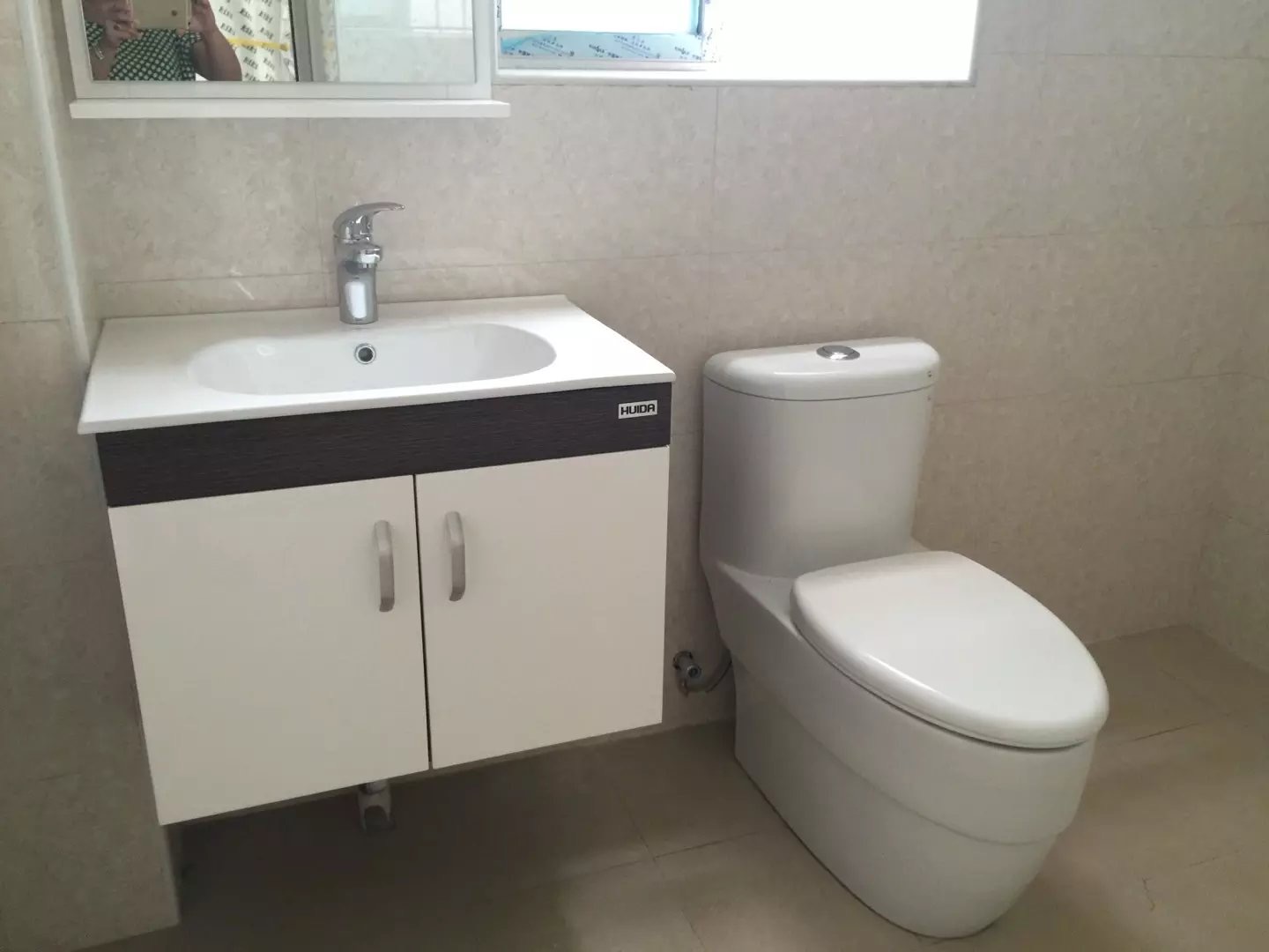 信步闲庭 1室0厅0卫 58.8万 信步闲庭 1室0厅0卫 58.8万客厅