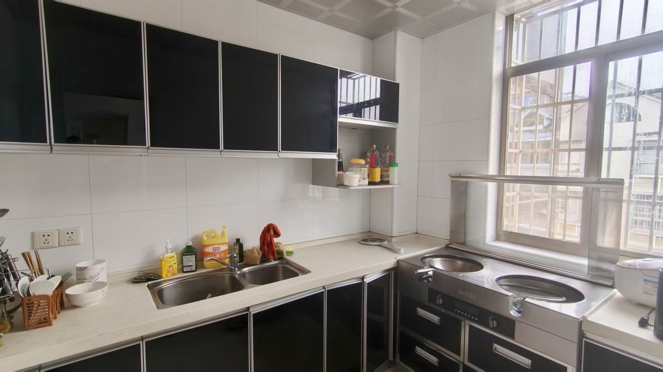 慧泽园(城院教师新村) 4室2厅2卫 68.8万 慧泽园(城院教师新村) 4室2厅2卫 68.8万室内图