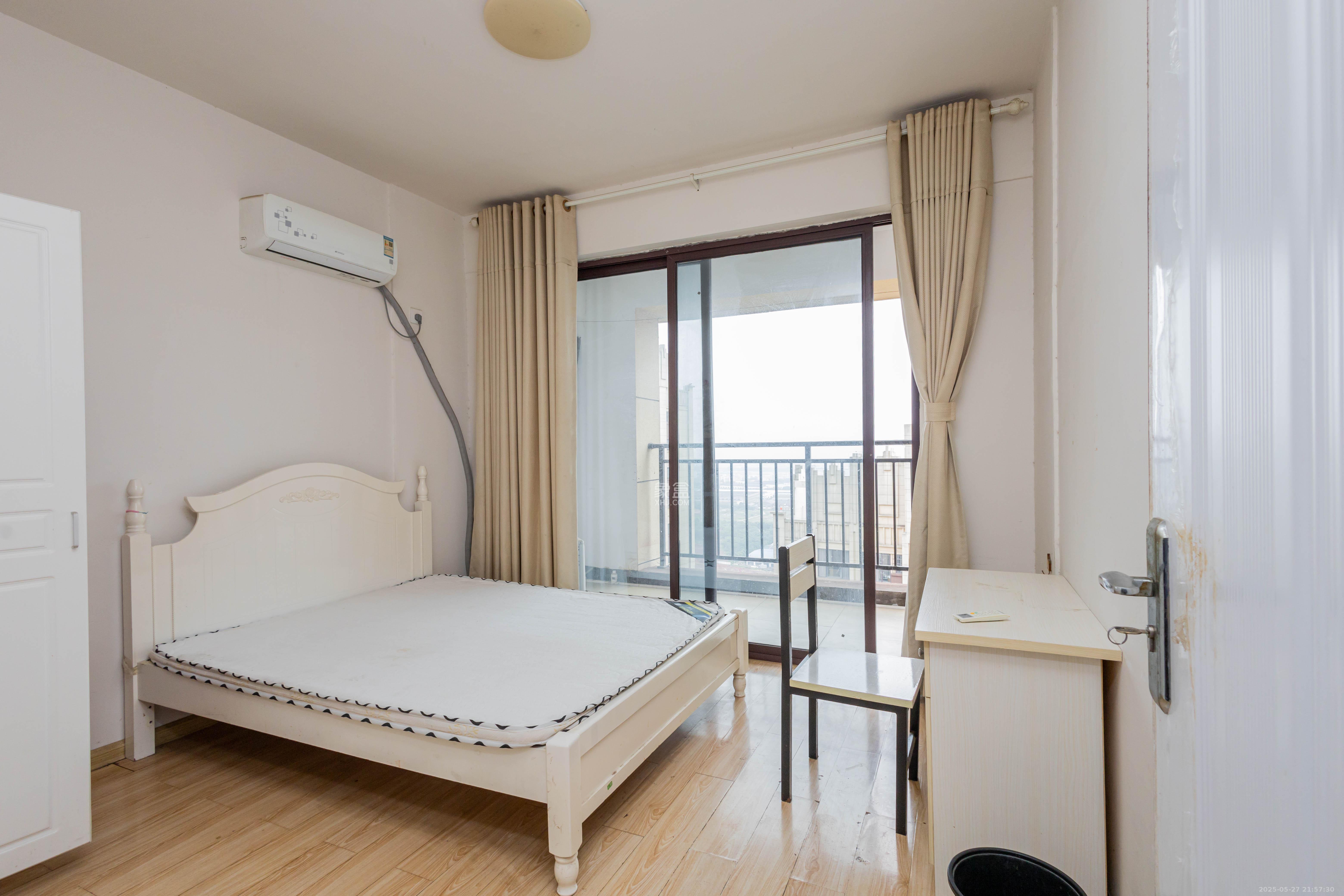 东方美地 3室2厅1卫 59.8万 东方美地 3室2厅1卫 59.8万卧室