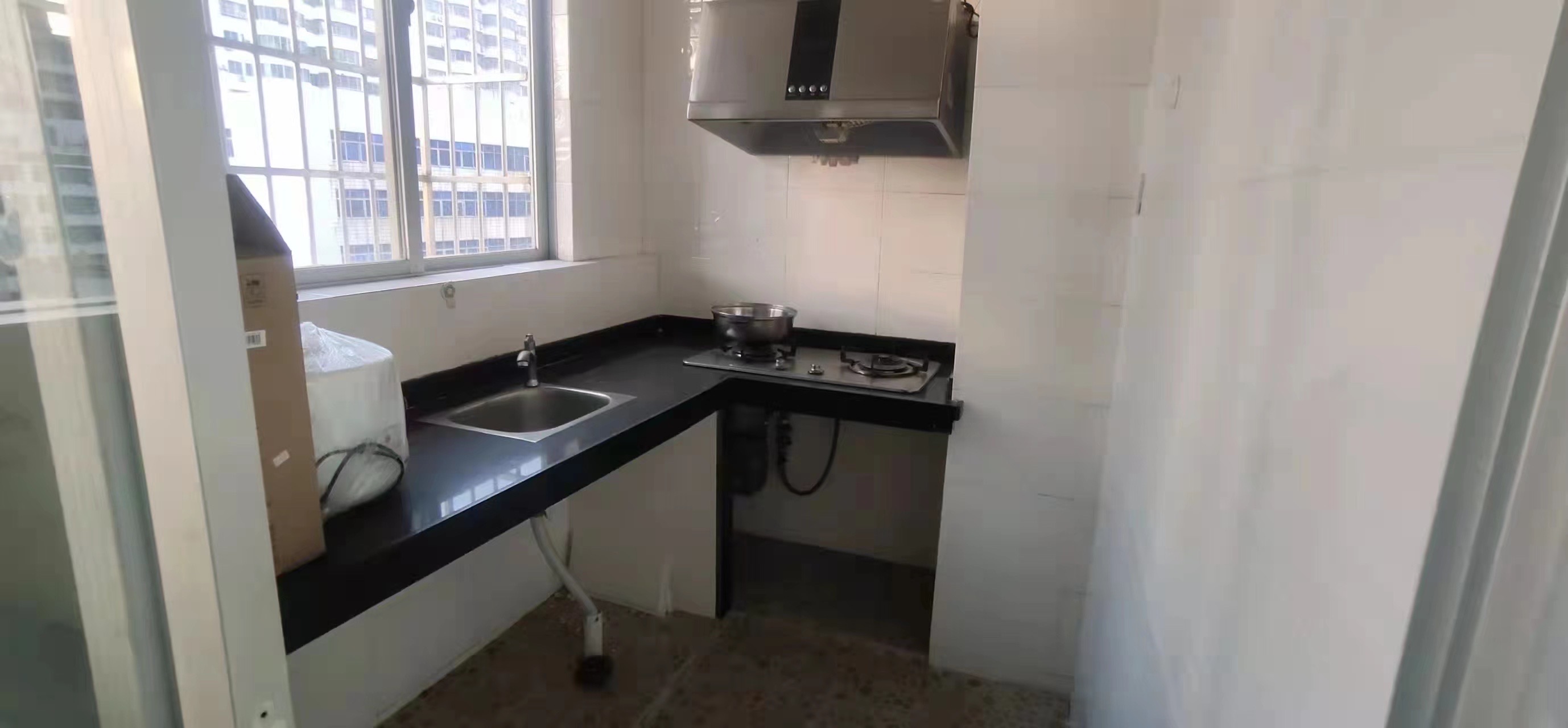 俊园大厦 1室1厅1卫 1500.0元/月 俊园大厦 1室1厅1卫 1500.0元/月室内图