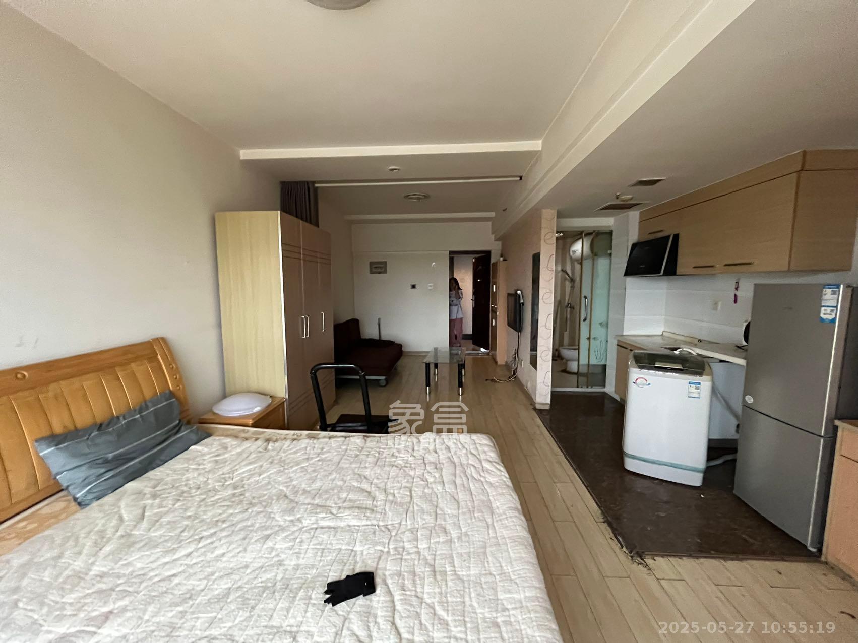 中信文化广场(中信新城二期) 1室1厅1卫 1000.0元/月 中信文化广场(中信新城二期) 1室1厅1卫 1000.0元/月室内图