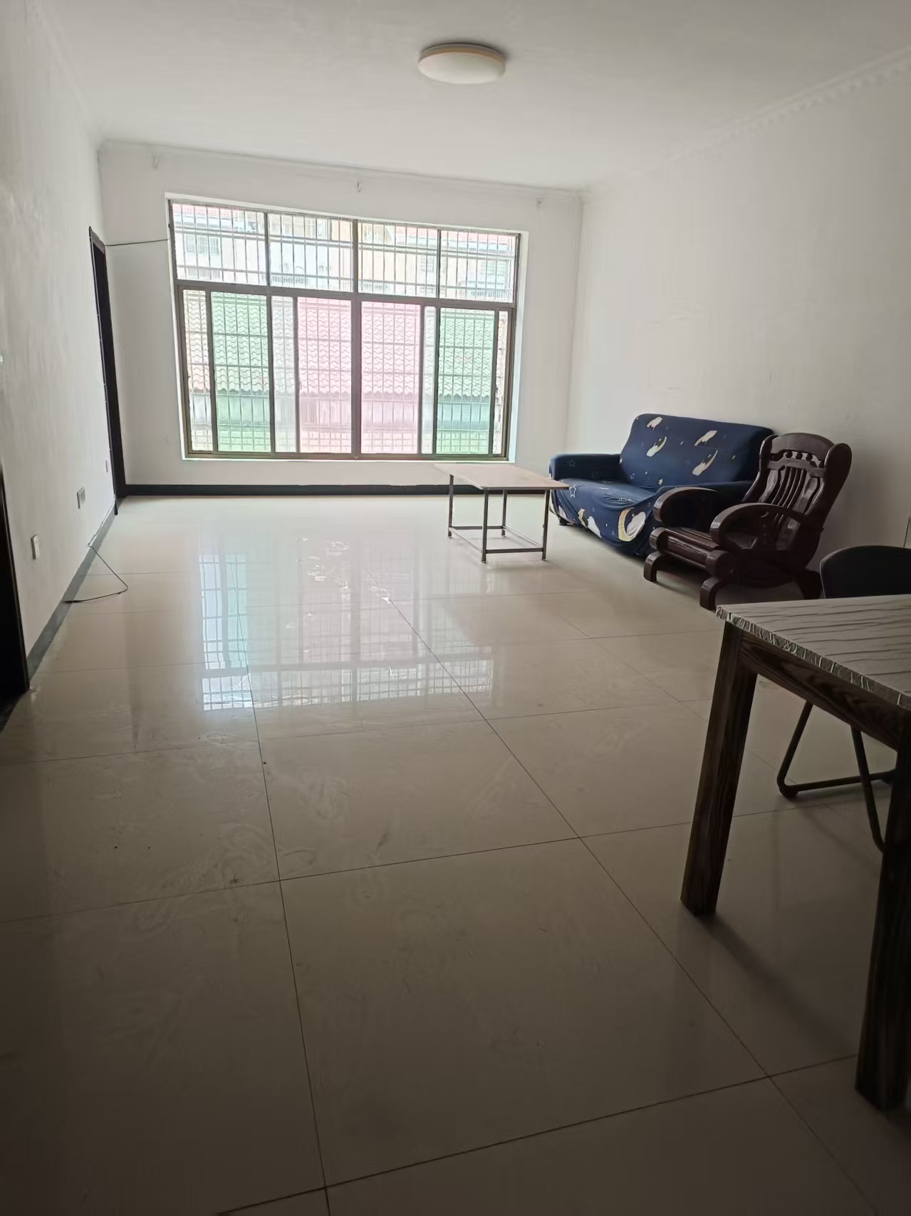 马良村散盘 2室2厅1卫 750.0元/月 马良村散盘 2室2厅1卫 750.0元/月室内图