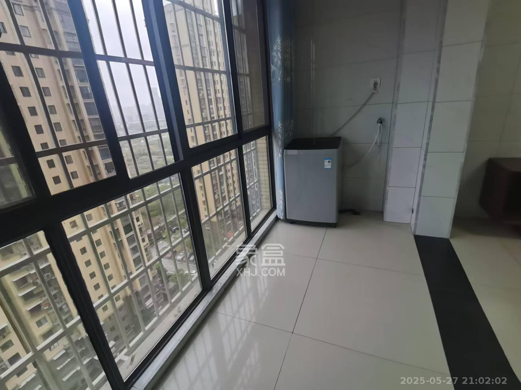 保利东郡 3室2厅2卫 2400.0元/月 保利东郡 3室2厅2卫 2400.0元/月室内图