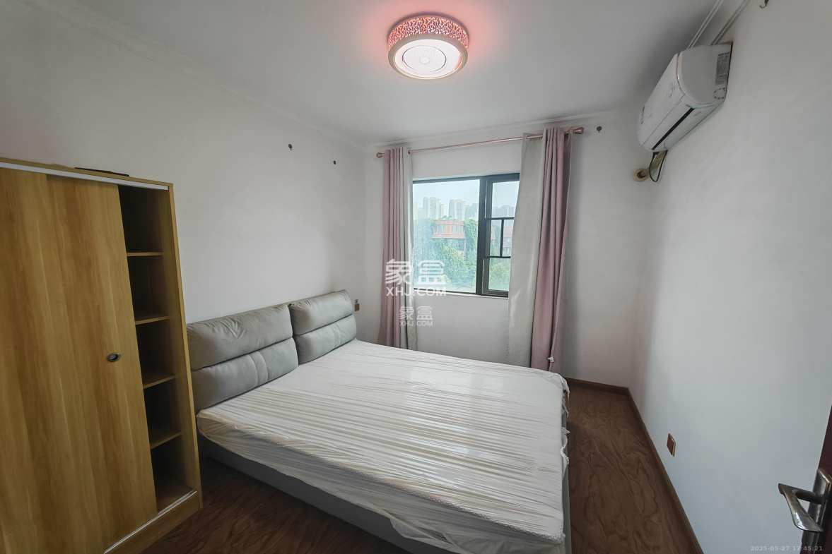 梅溪鑫苑名家 3室2厅2卫 2400.0元/月 梅溪鑫苑名家 3室2厅2卫 2400.0元/月室内图