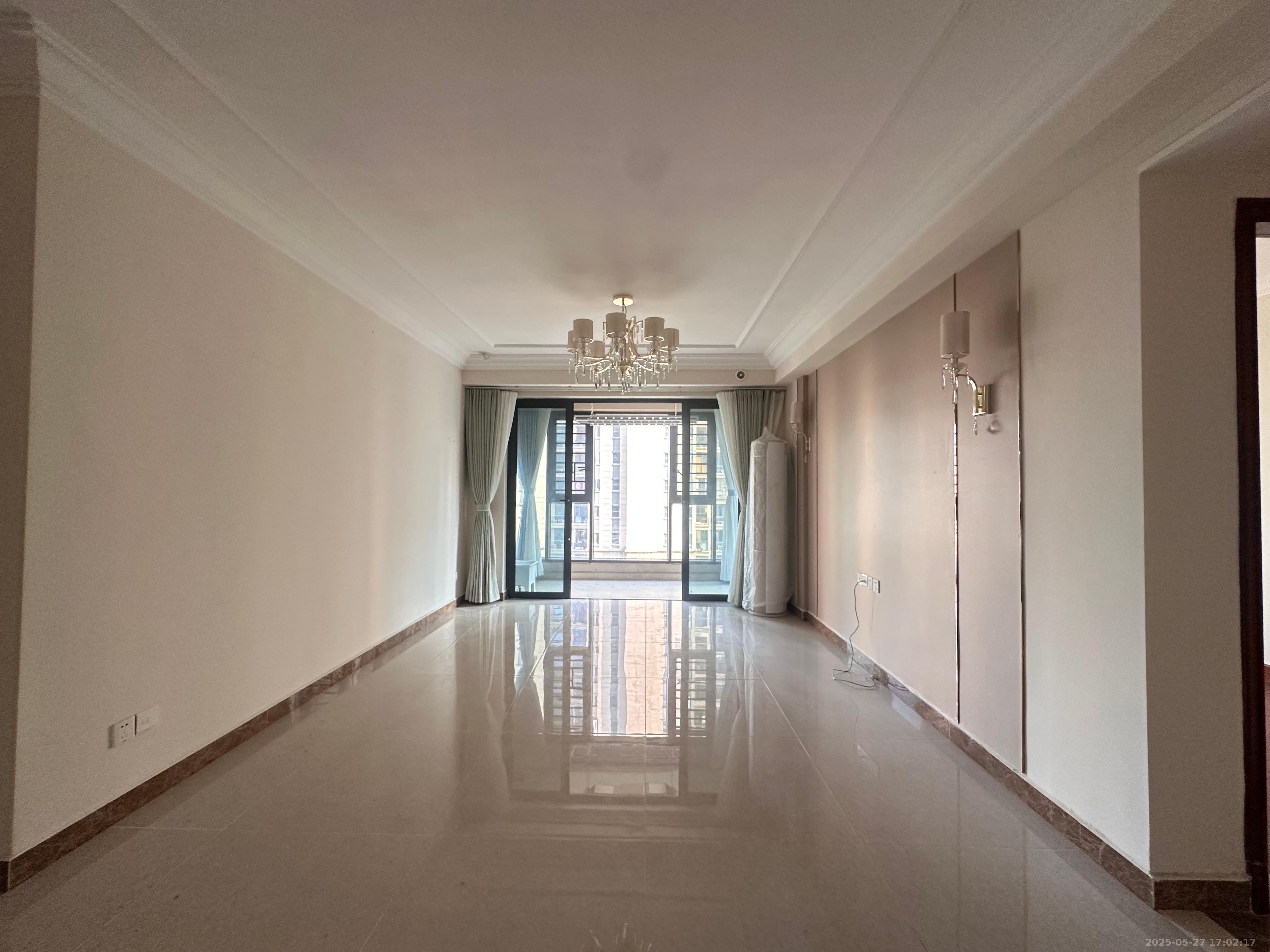 恒大雅苑  3室2厅2卫    3000.0元/月 恒大雅苑  3室2厅2卫    3000.0元/月