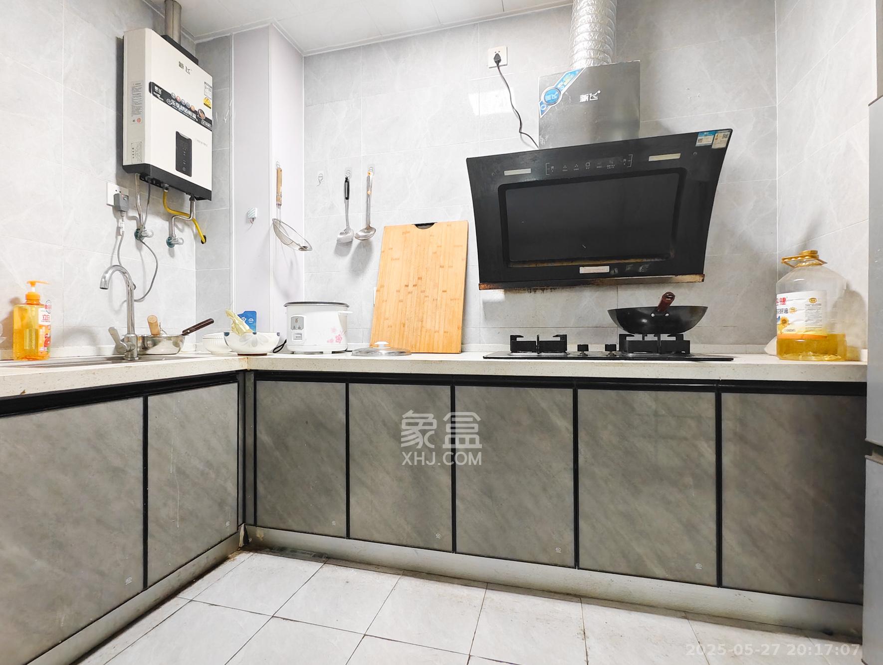 长房明宸府 1室0厅0卫 72.8万 长房明宸府 1室0厅0卫 72.8万厨房