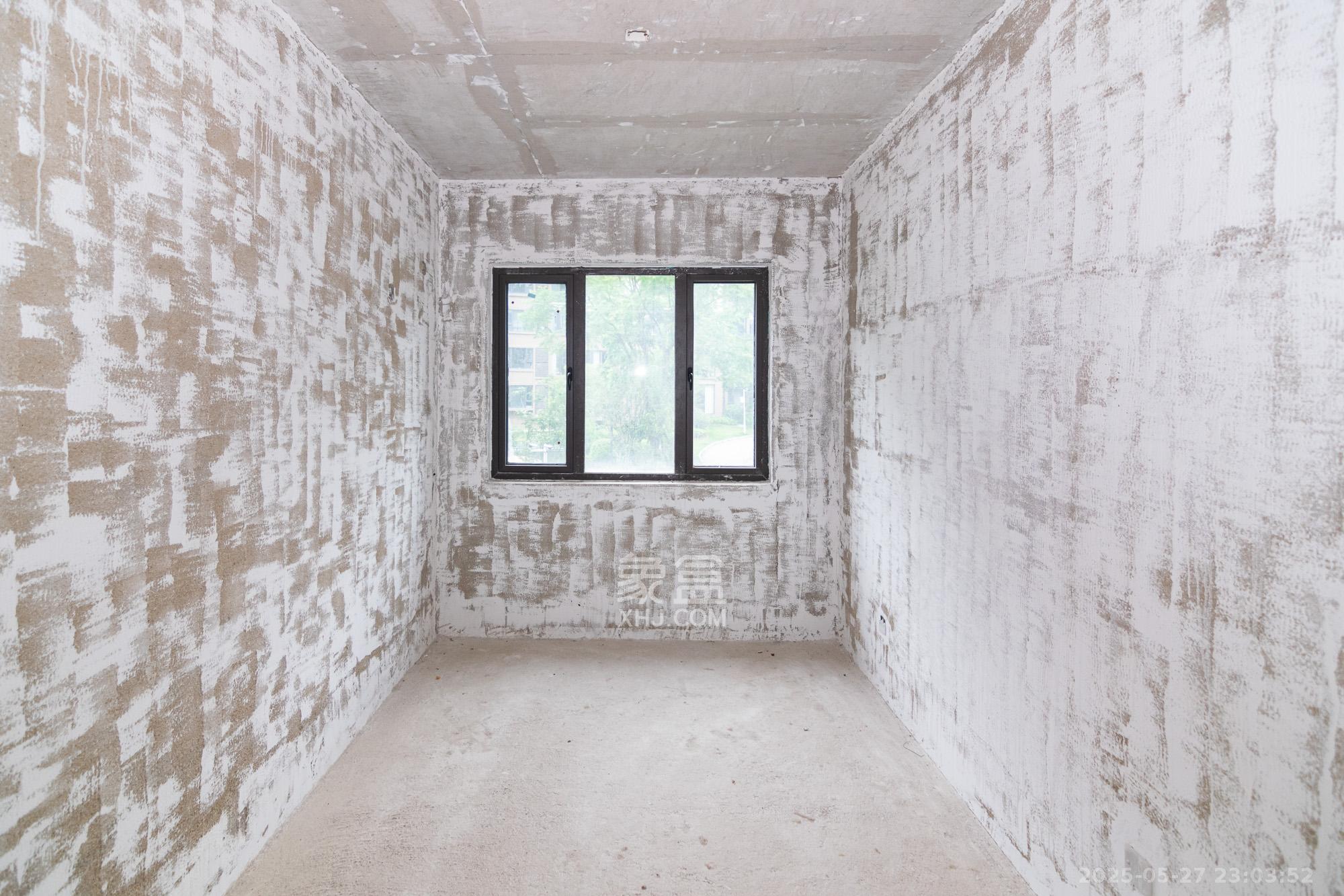 润和谷山郡(悦禧山庄水榭花都) 5室2厅2卫 160.0万 润和谷山郡(悦禧山庄水榭花都) 5室2厅2卫 160.0万卧室