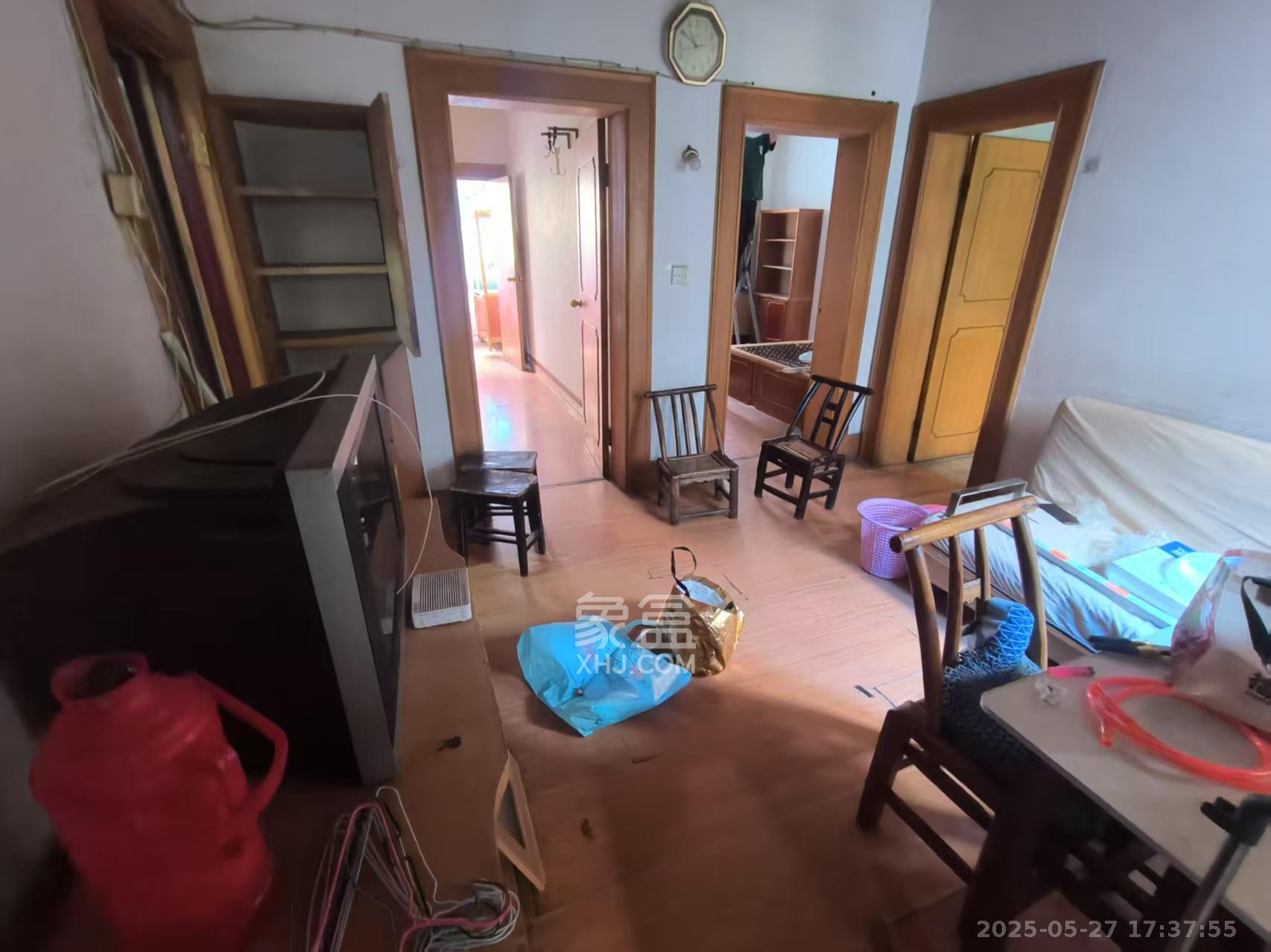 浦沅生活一区  2室1厅1卫    1300.0元/月 浦沅生活一区  2室1厅1卫    1300.0元/月室内图