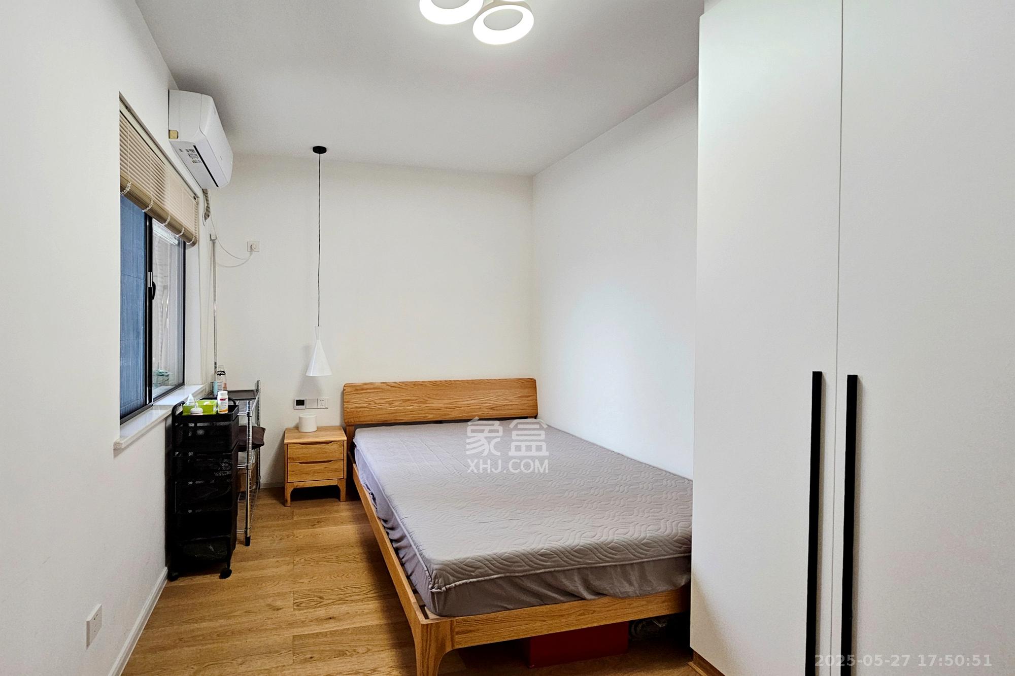 长房东旭国际 3室2厅1卫 130.0万 长房东旭国际 3室2厅1卫 130.0万卧室