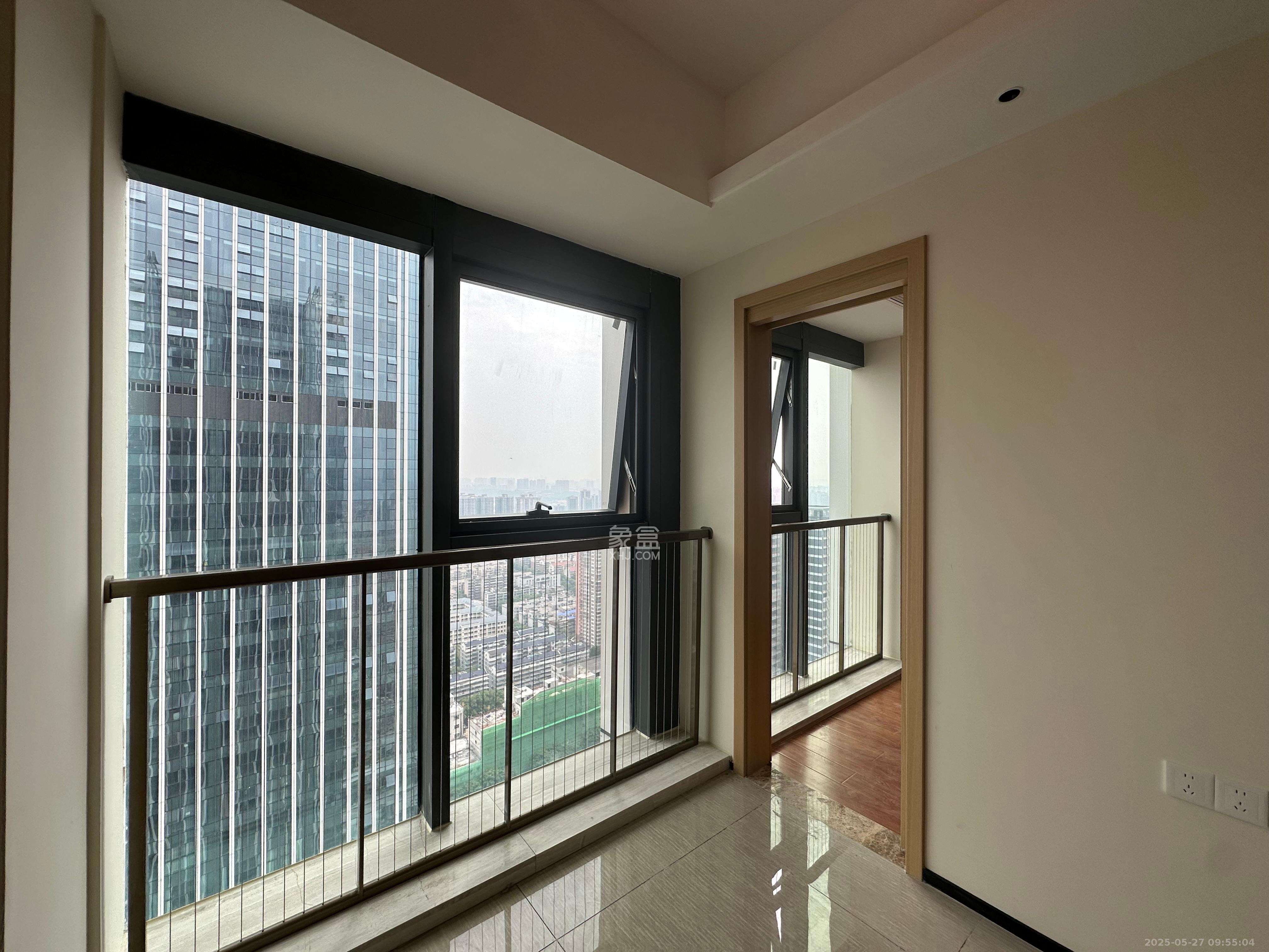 恒大珺悦府  1室1厅1卫    2400.0元/月室内图